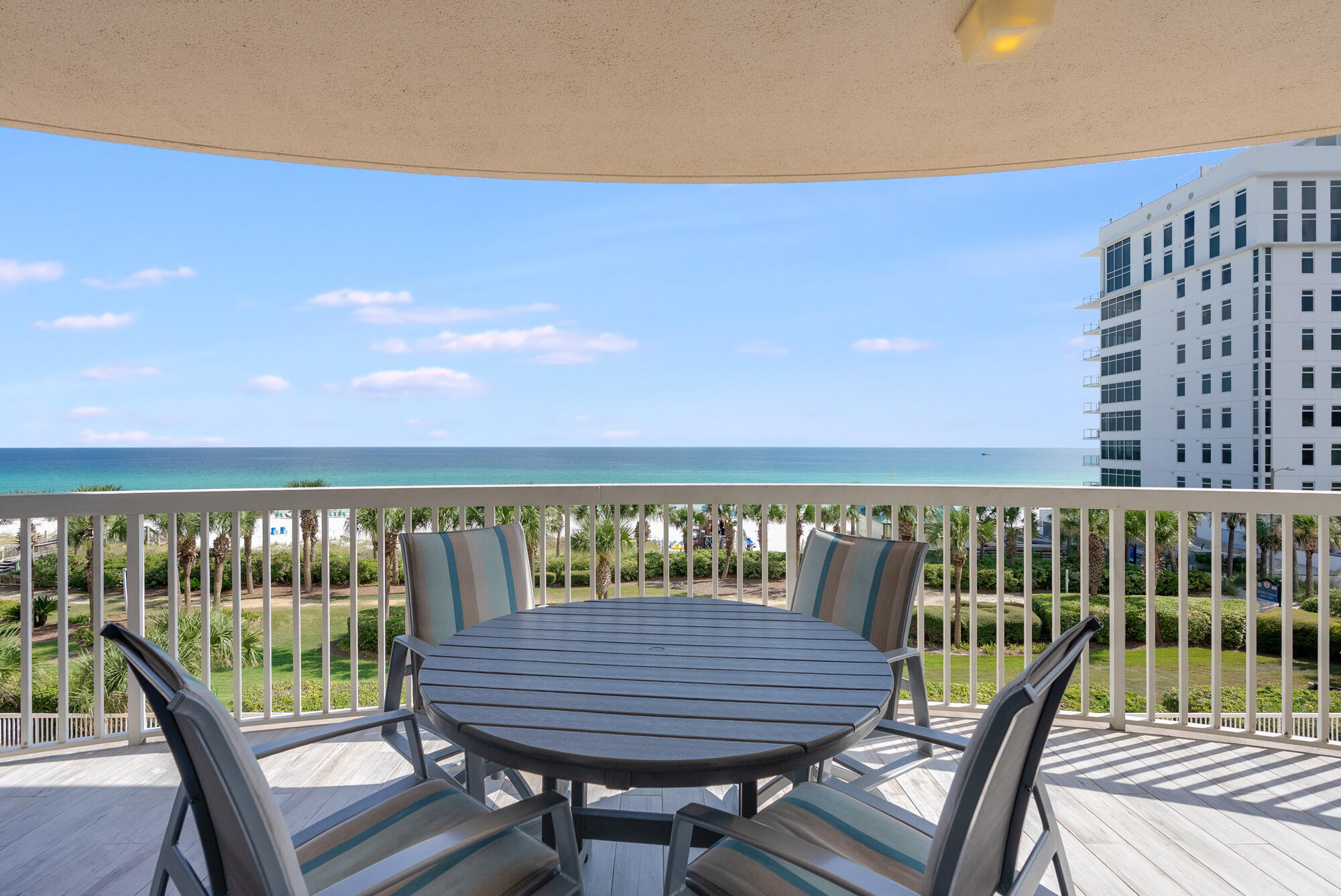 ST. MAARTEN AT SILVER SHELLS - Residential