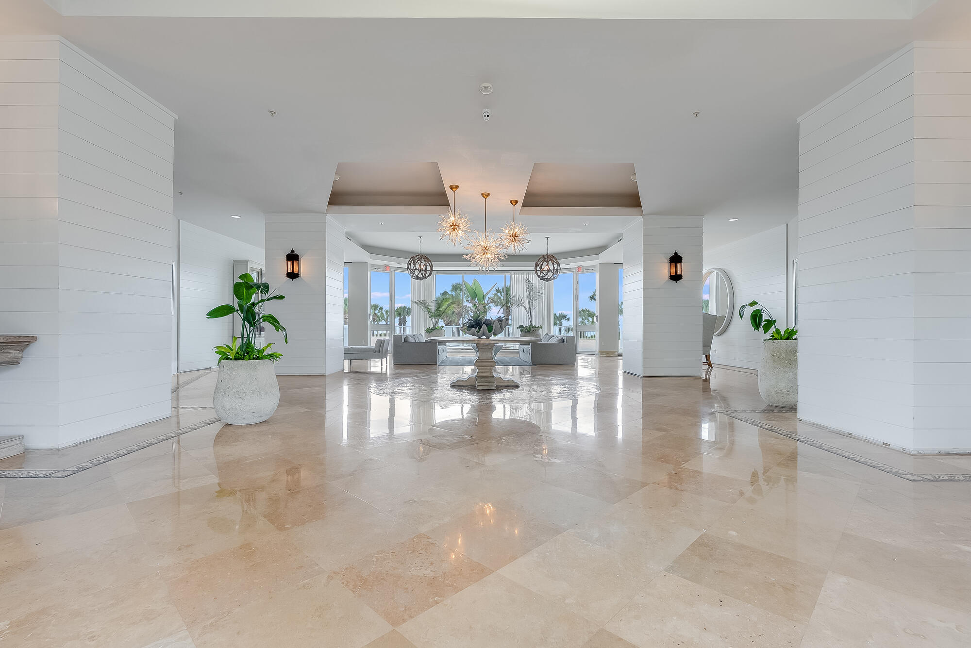 ST. MAARTEN AT SILVER SHELLS - Residential