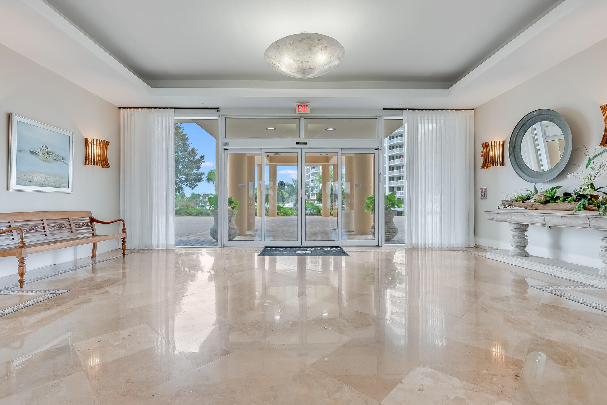 ST. MAARTEN AT SILVER SHELLS - Residential