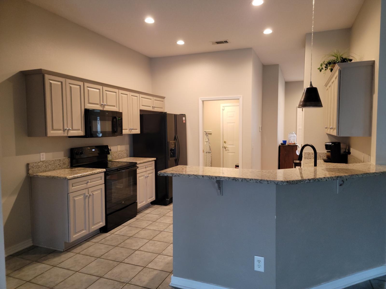 SOUND HAMMOCK - Residential Lease