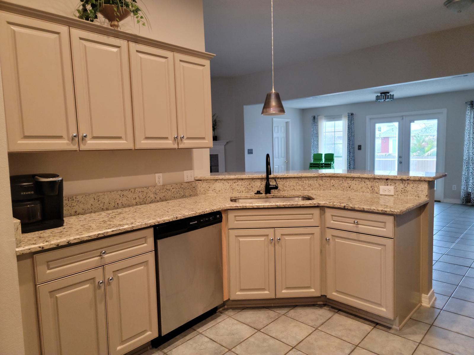 SOUND HAMMOCK - Residential Lease