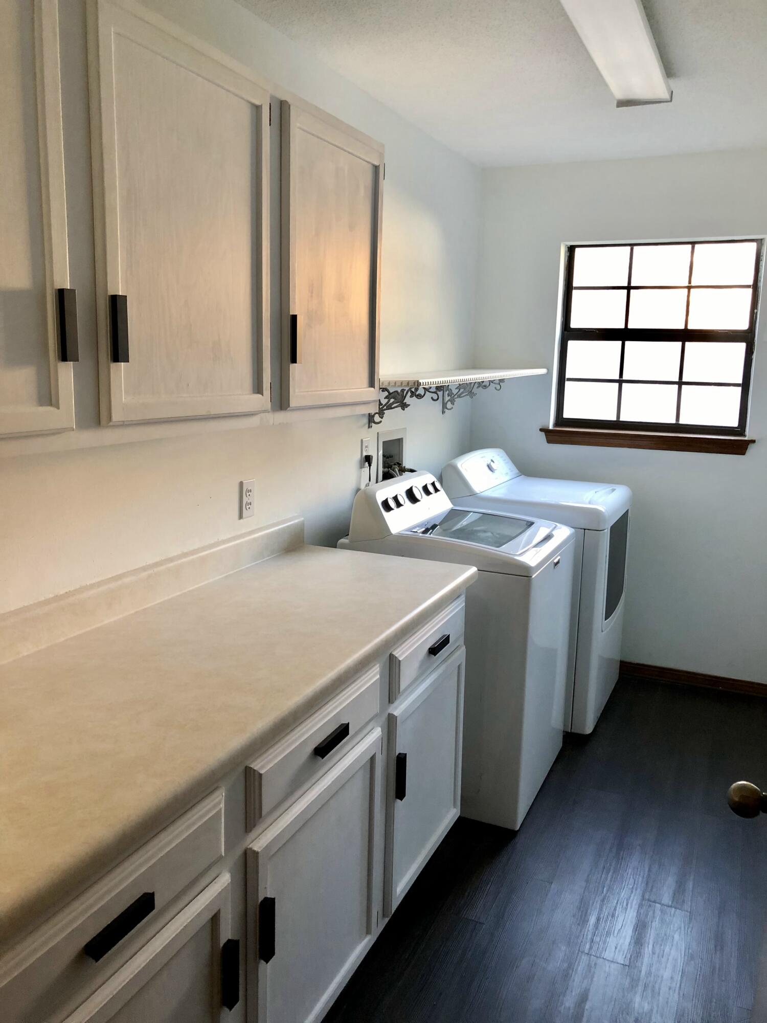 OVERBROOK 2ND ADDN LOT 42 BLK A - Residential