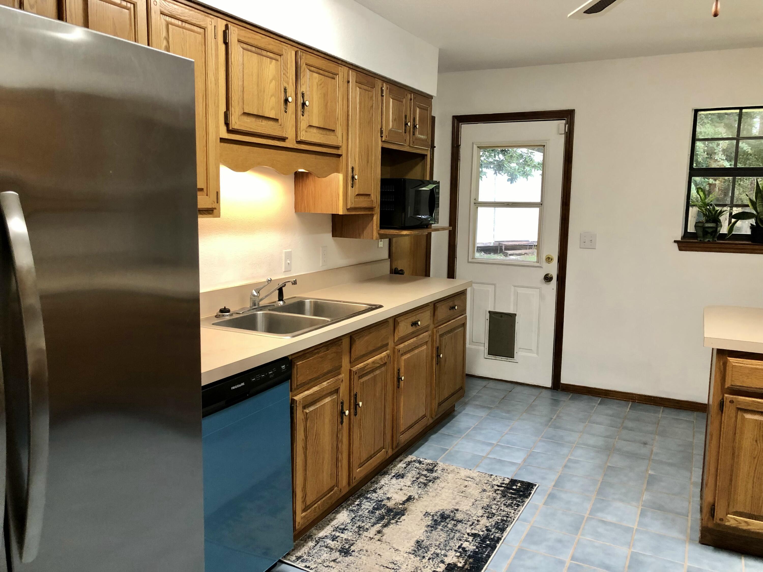 OVERBROOK 2ND ADDN LOT 42 BLK A - Residential