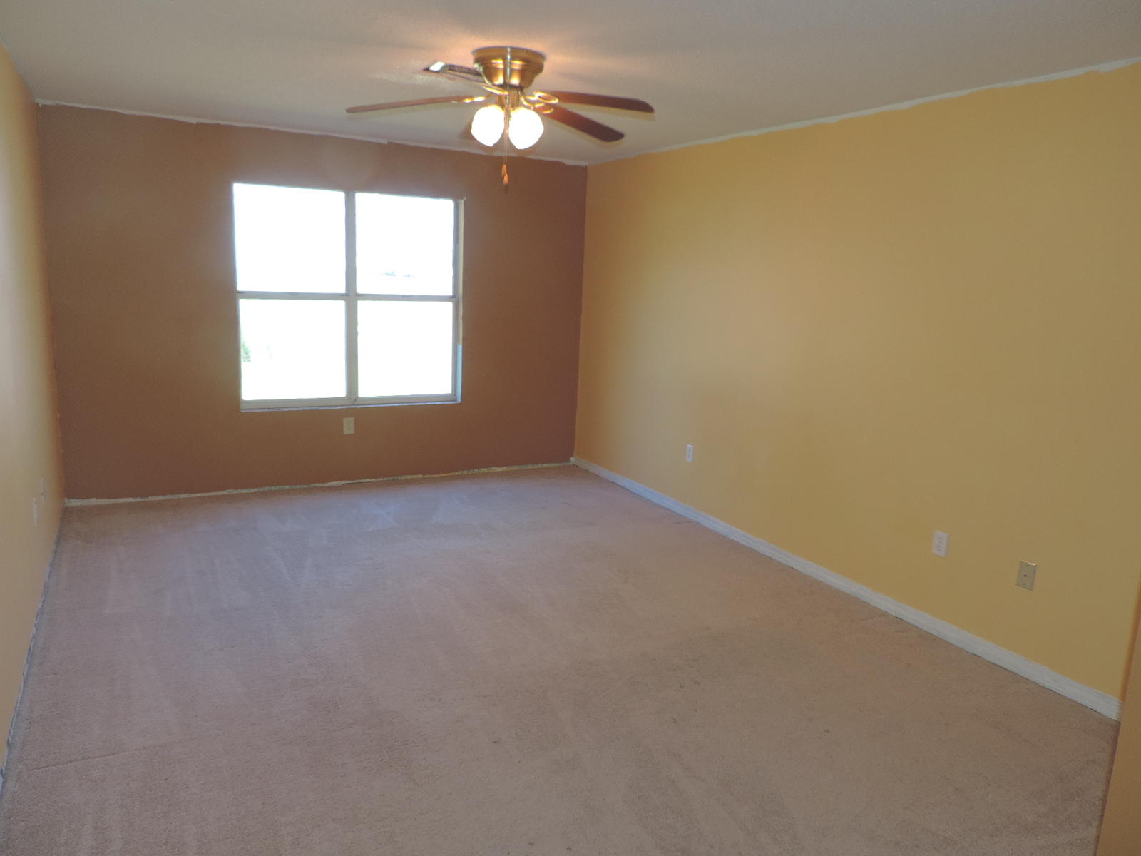 SCRANTON ESTATES - Residential