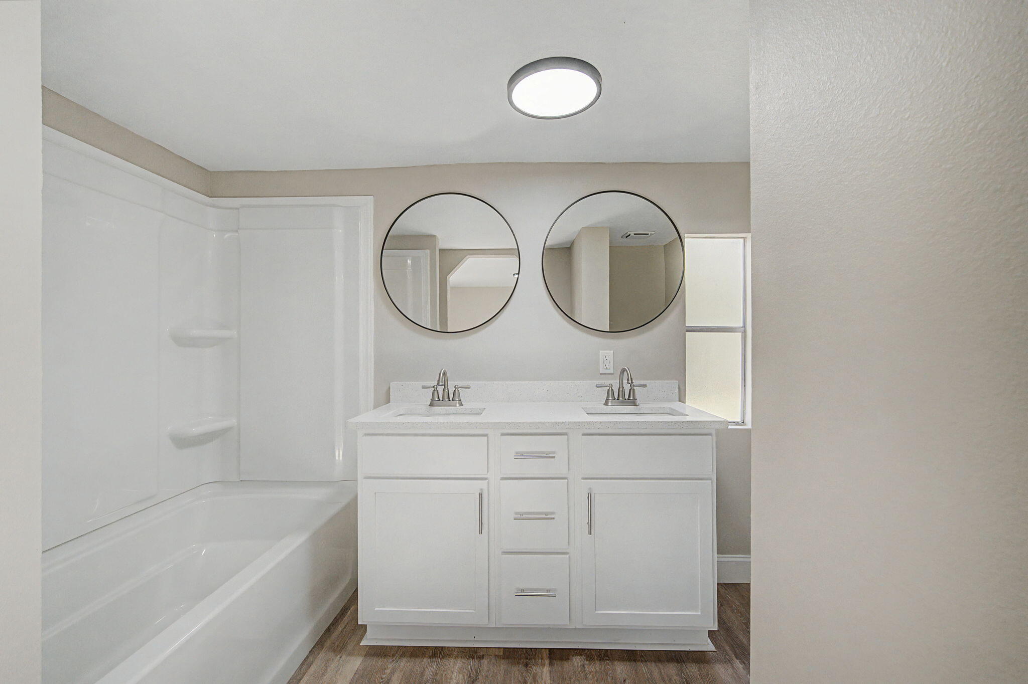 Juniper lakes estates unit 6 - Residential Lease