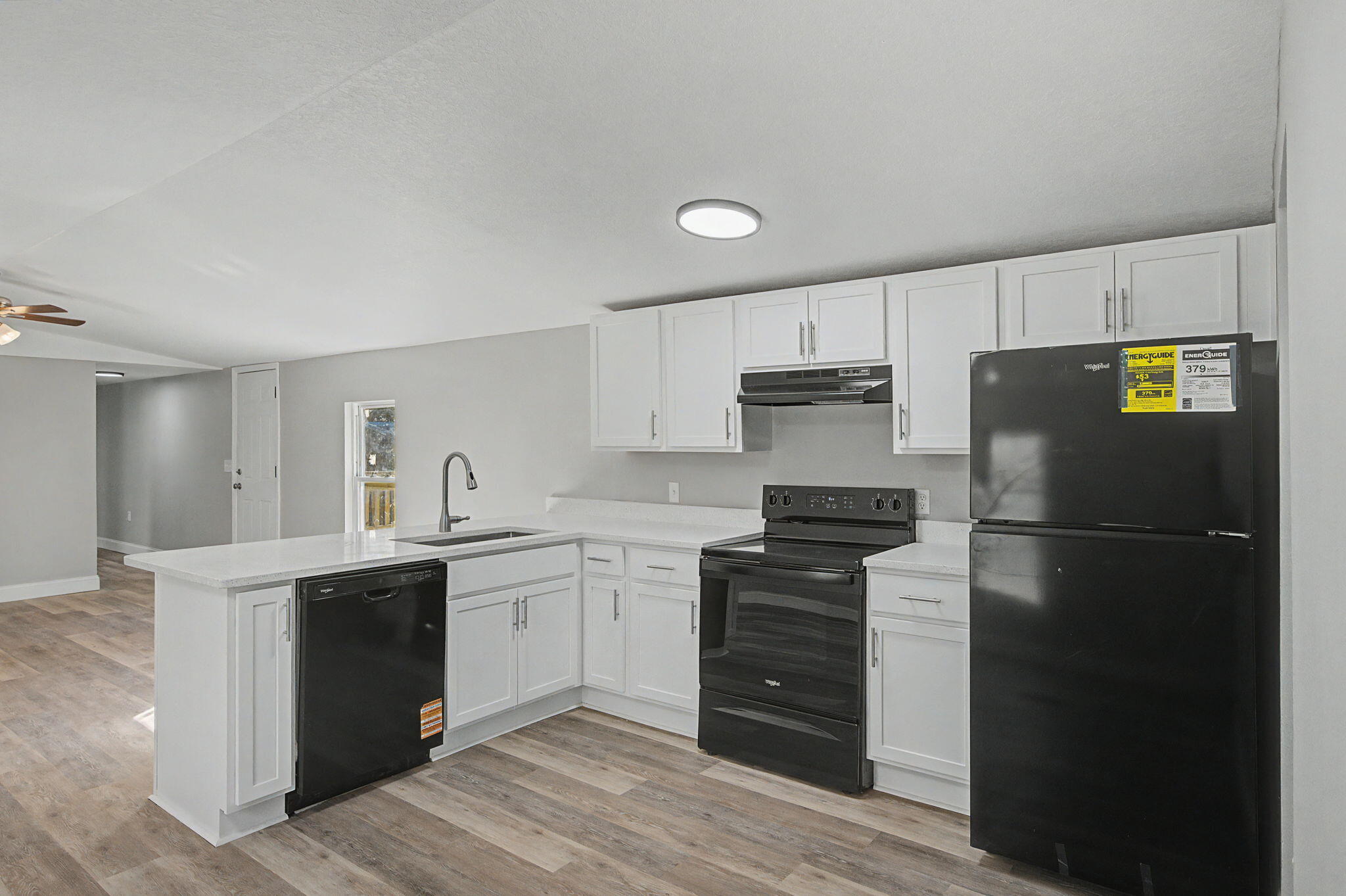 Juniper lakes estates unit 6 - Residential Lease