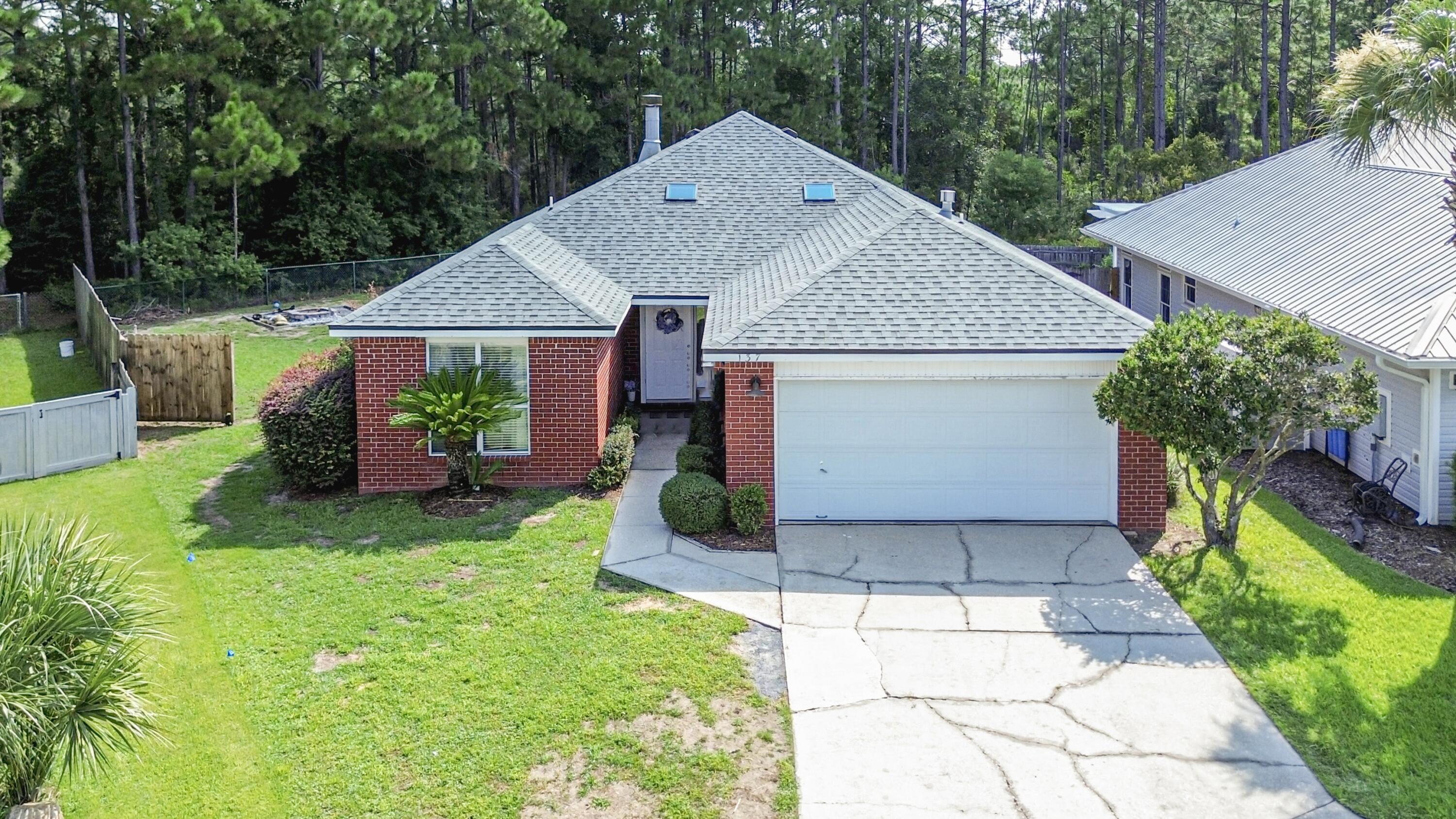 FLAMINGO VILLAGE - Residential