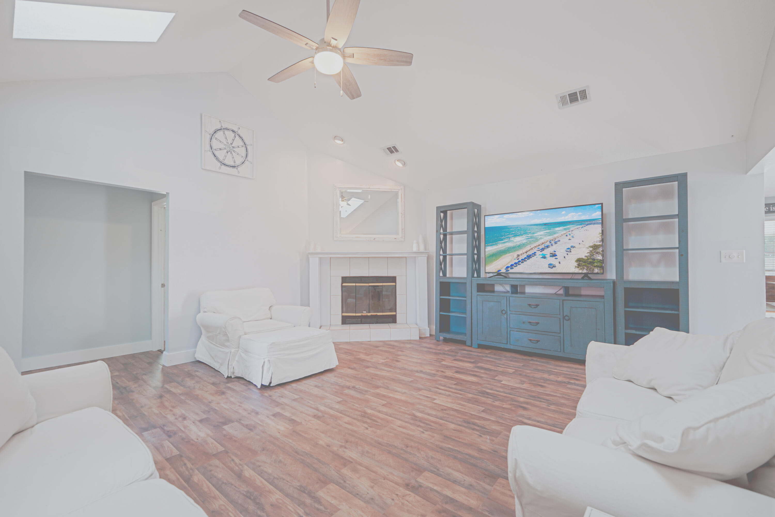 FLAMINGO VILLAGE - Residential
