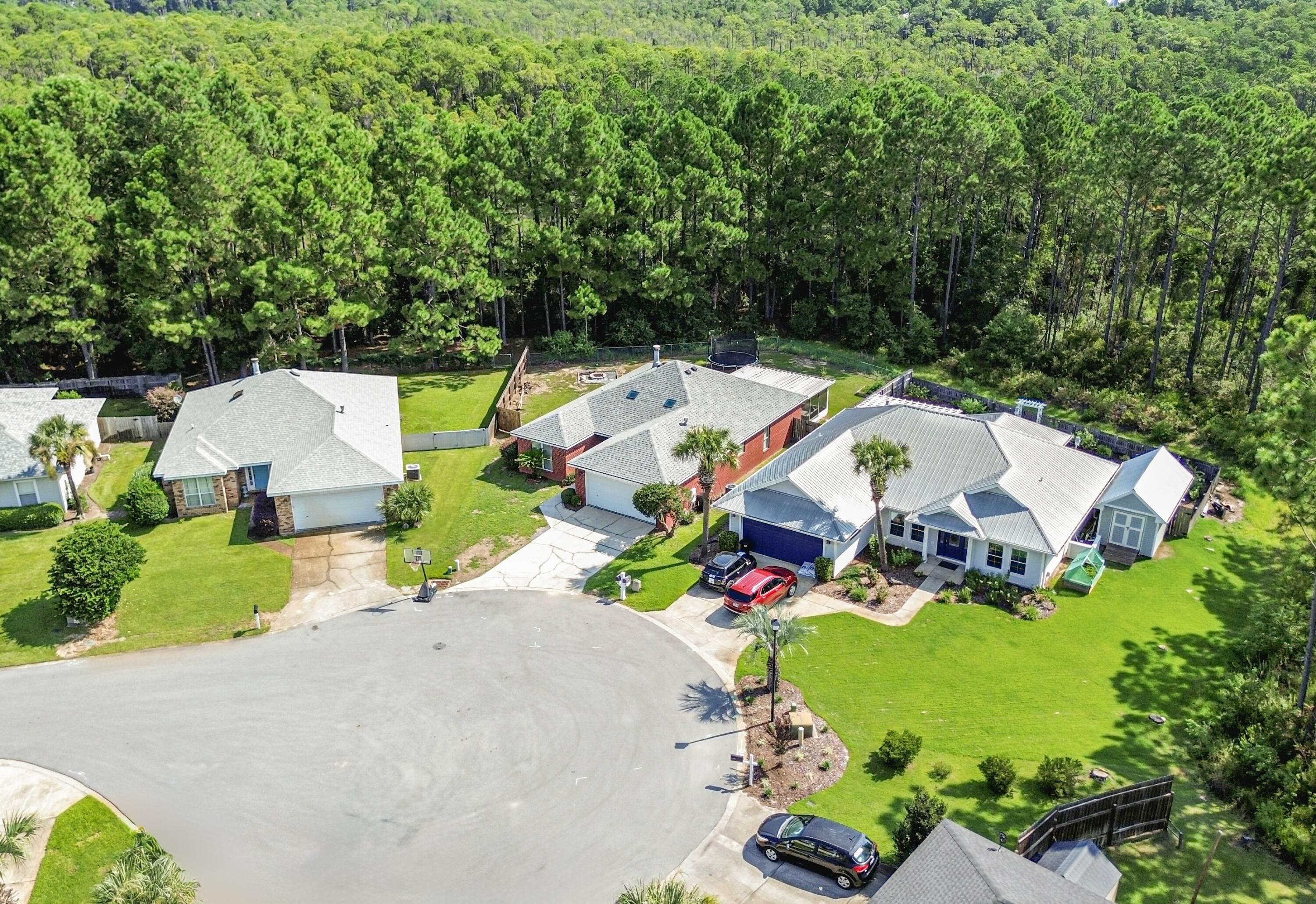 FLAMINGO VILLAGE - Residential