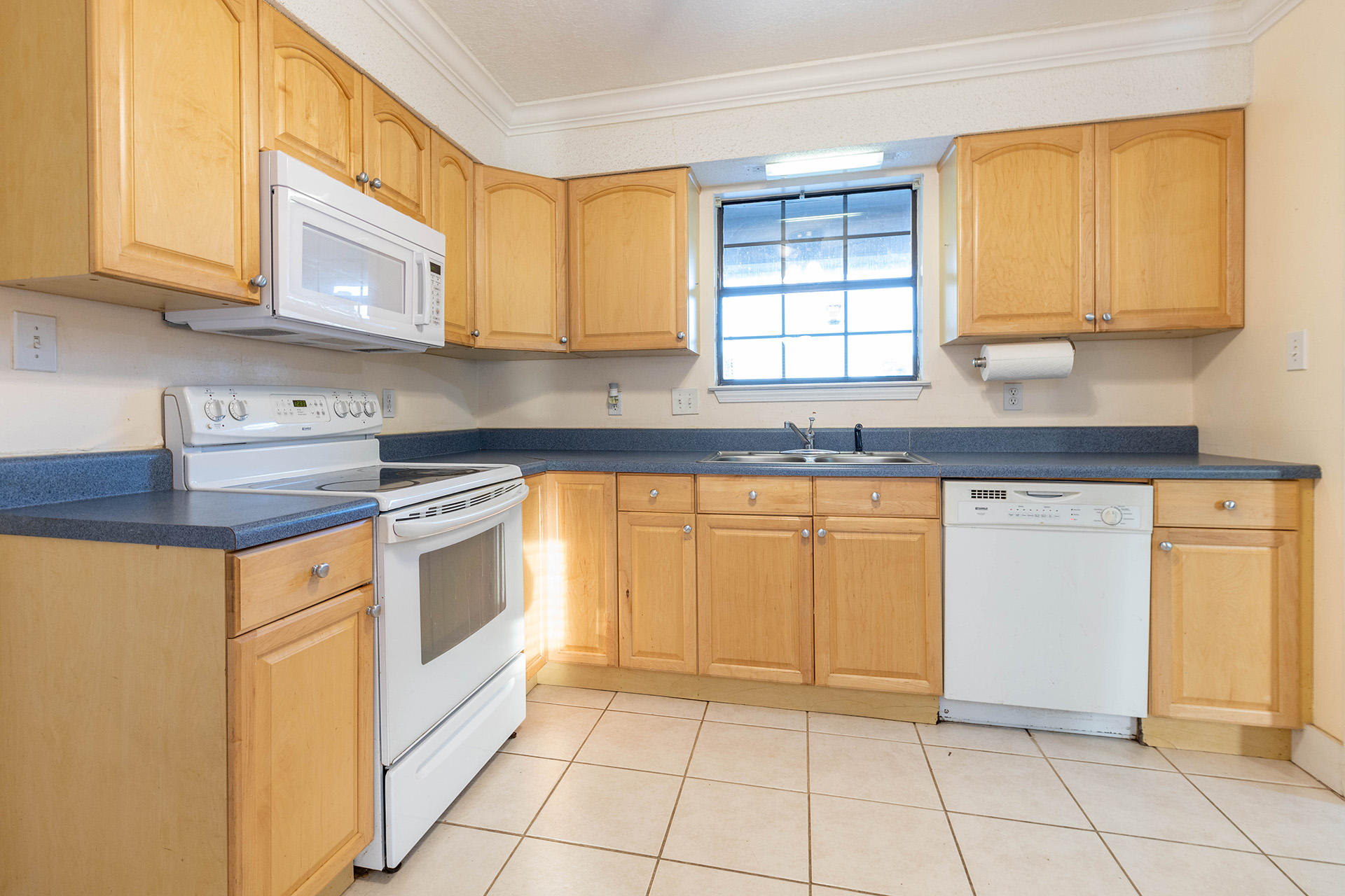 PALM ESTATES UNIT 2 - Residential