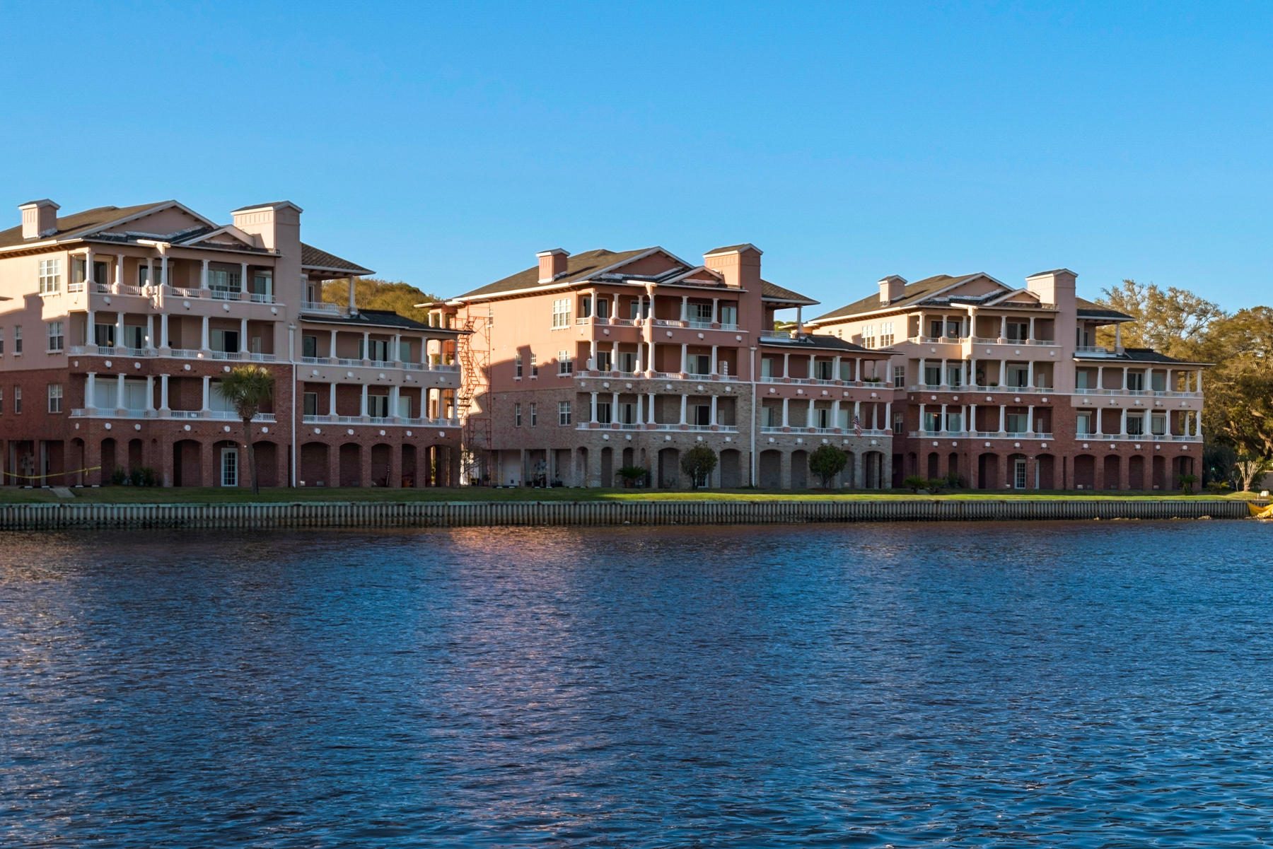 VILLA DI MARE - Residential