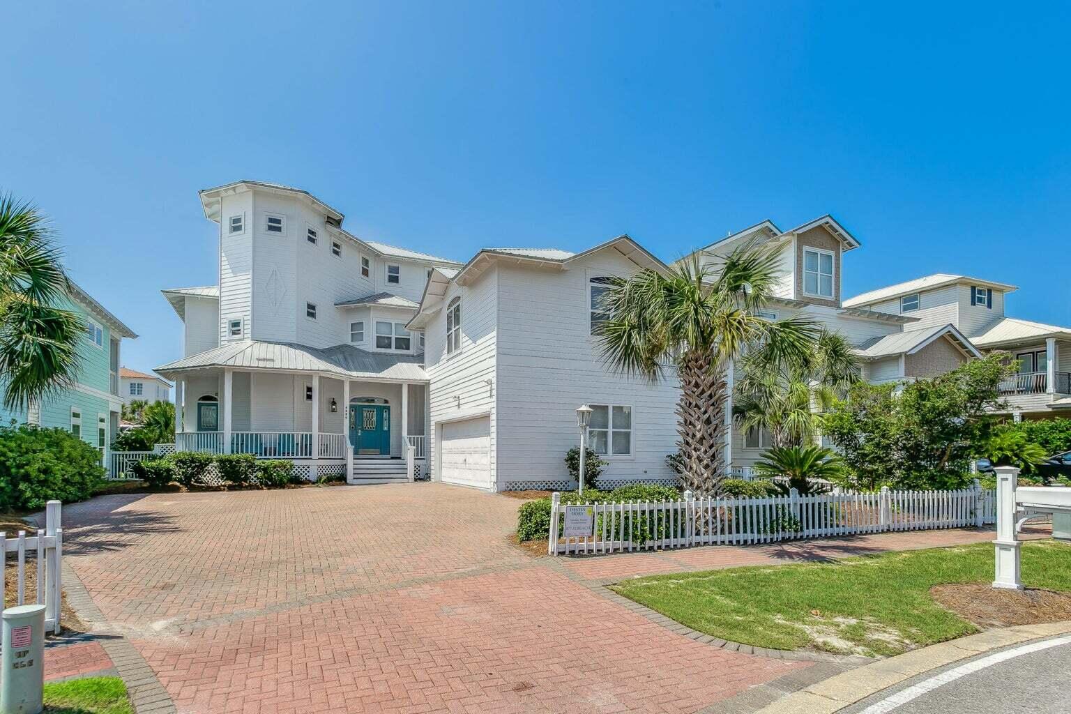 CRYSTAL BEACH - Residential