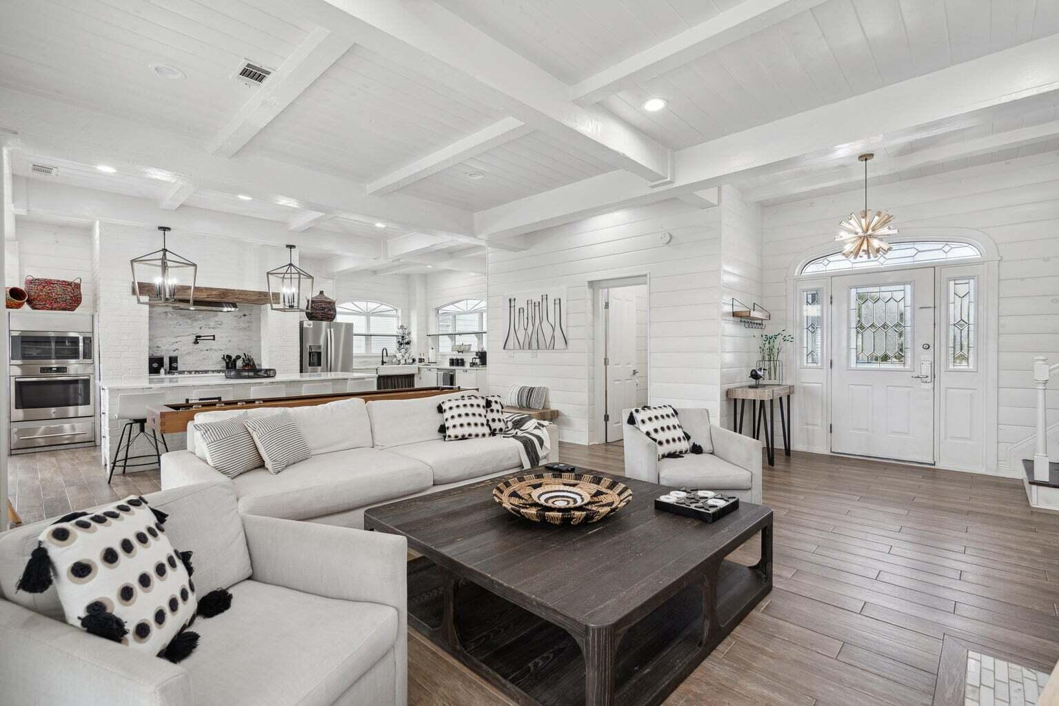 CRYSTAL BEACH - Residential