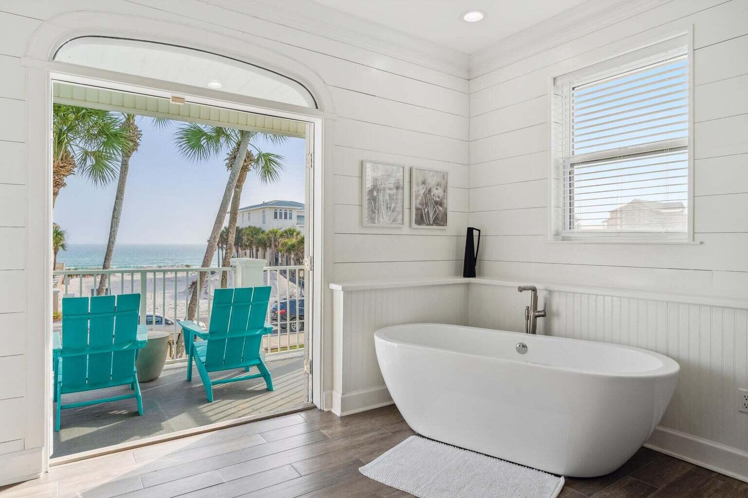 CRYSTAL BEACH - Residential