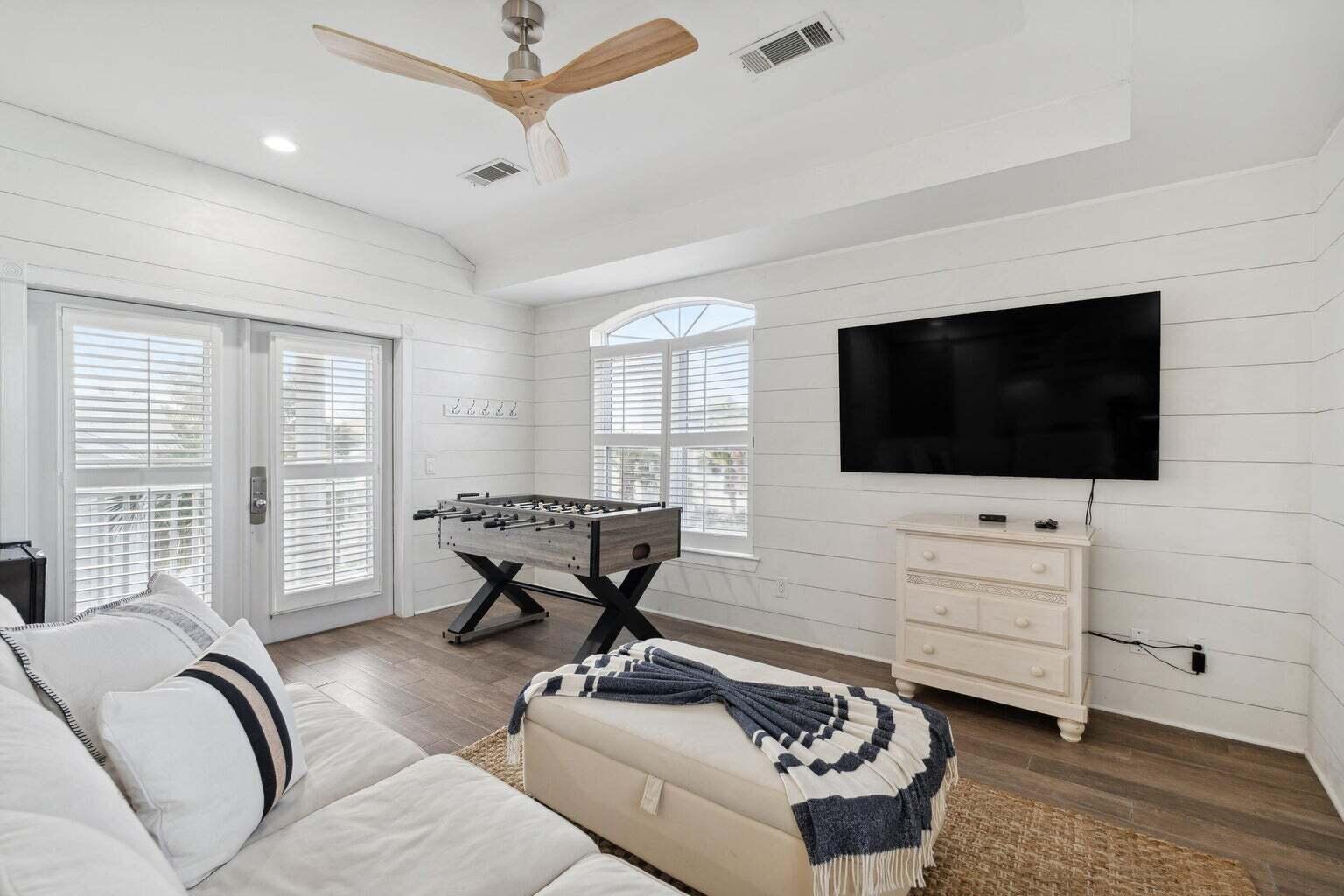 CRYSTAL BEACH - Residential