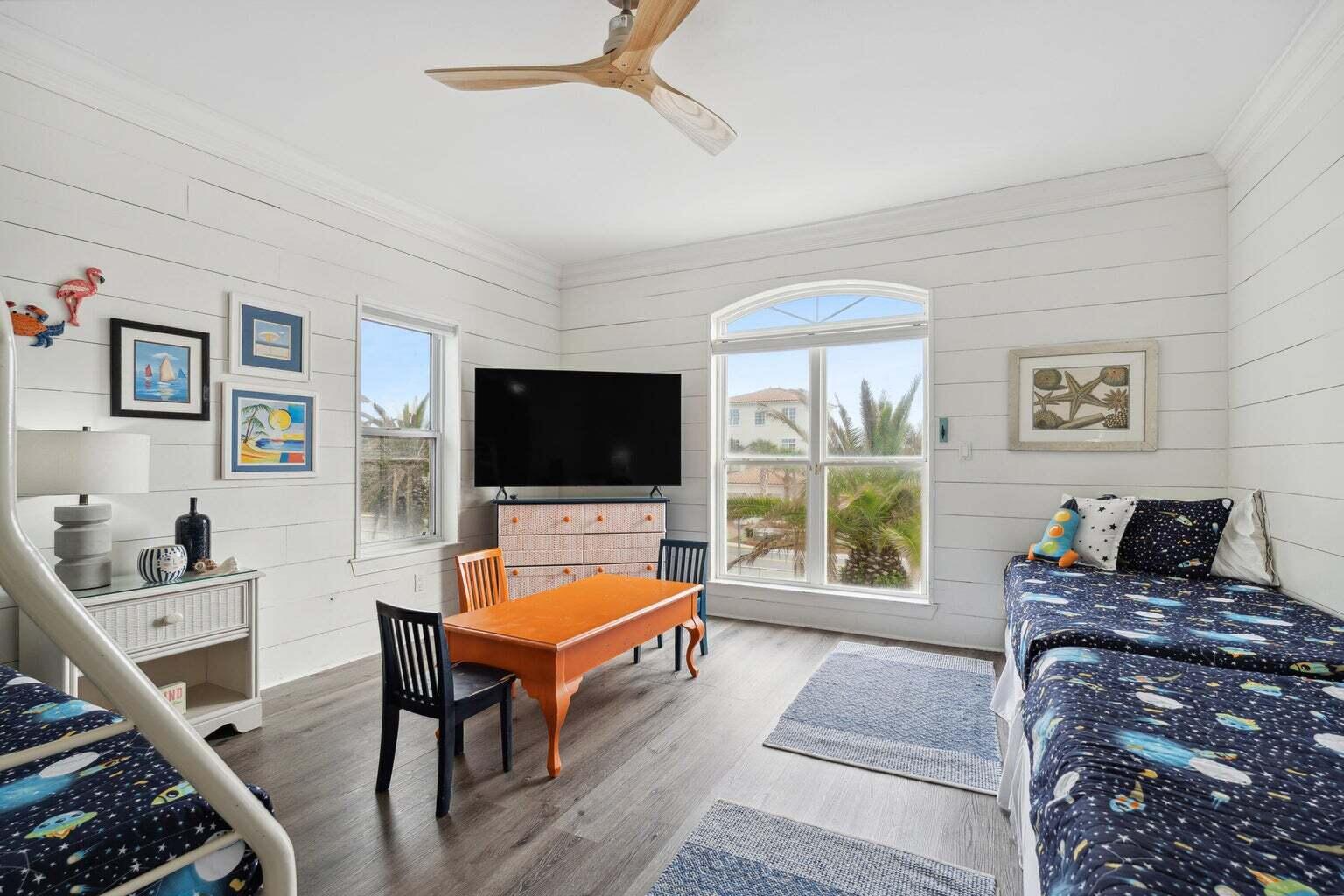 CRYSTAL BEACH - Residential