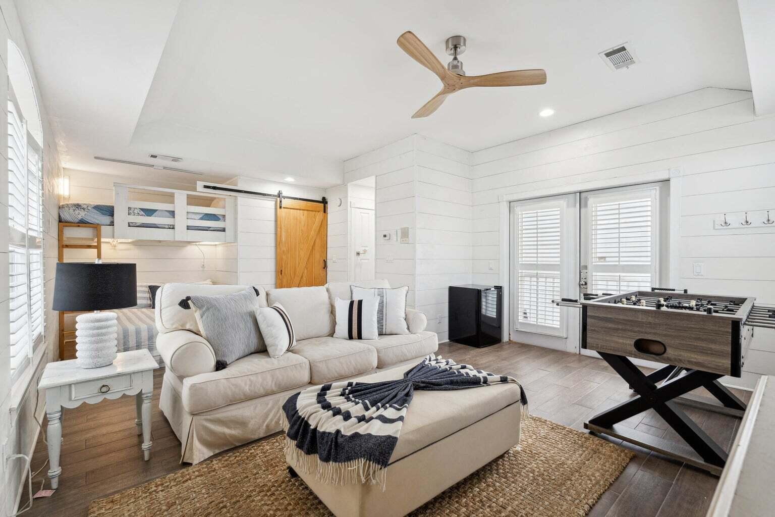 CRYSTAL BEACH - Residential