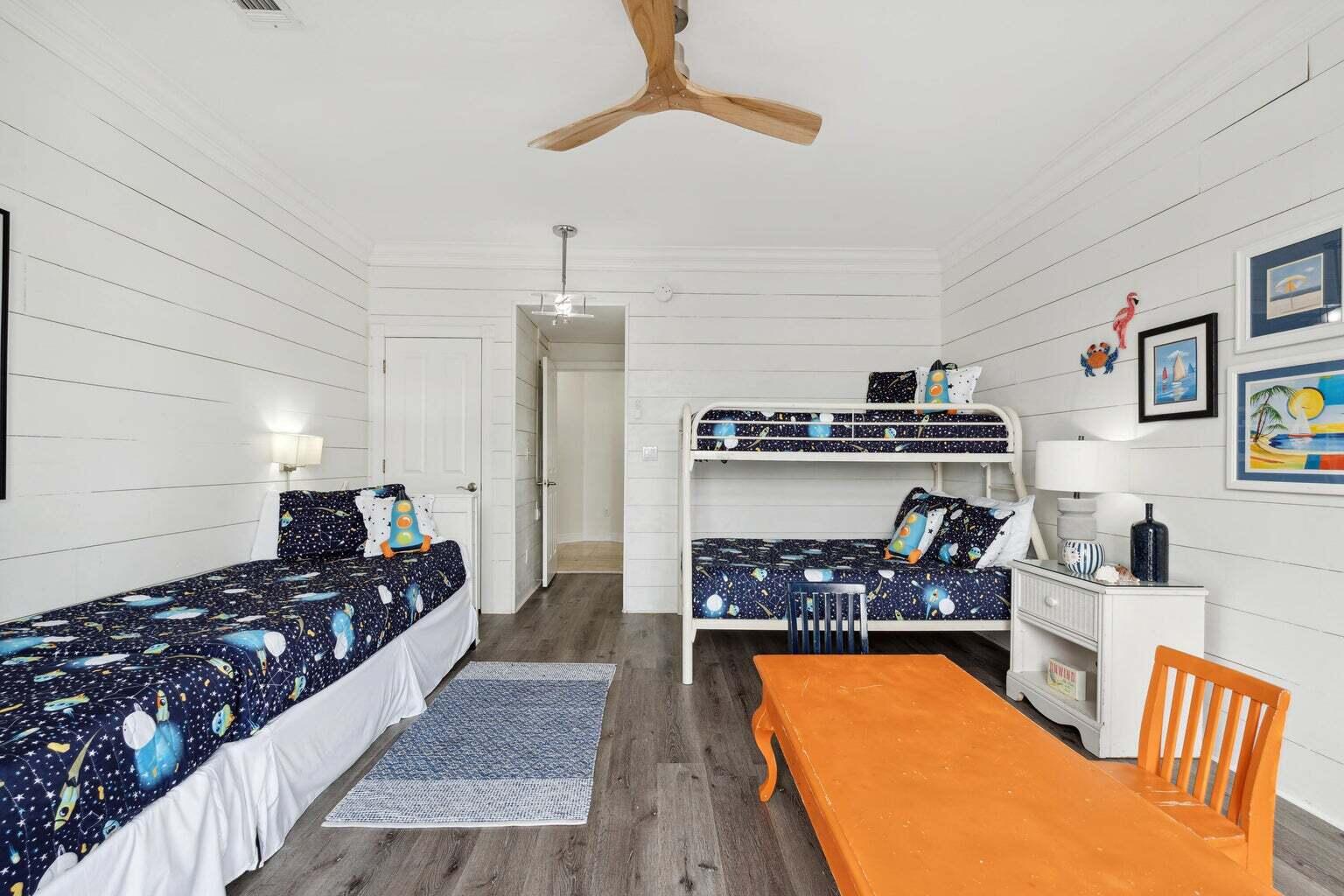 CRYSTAL BEACH - Residential