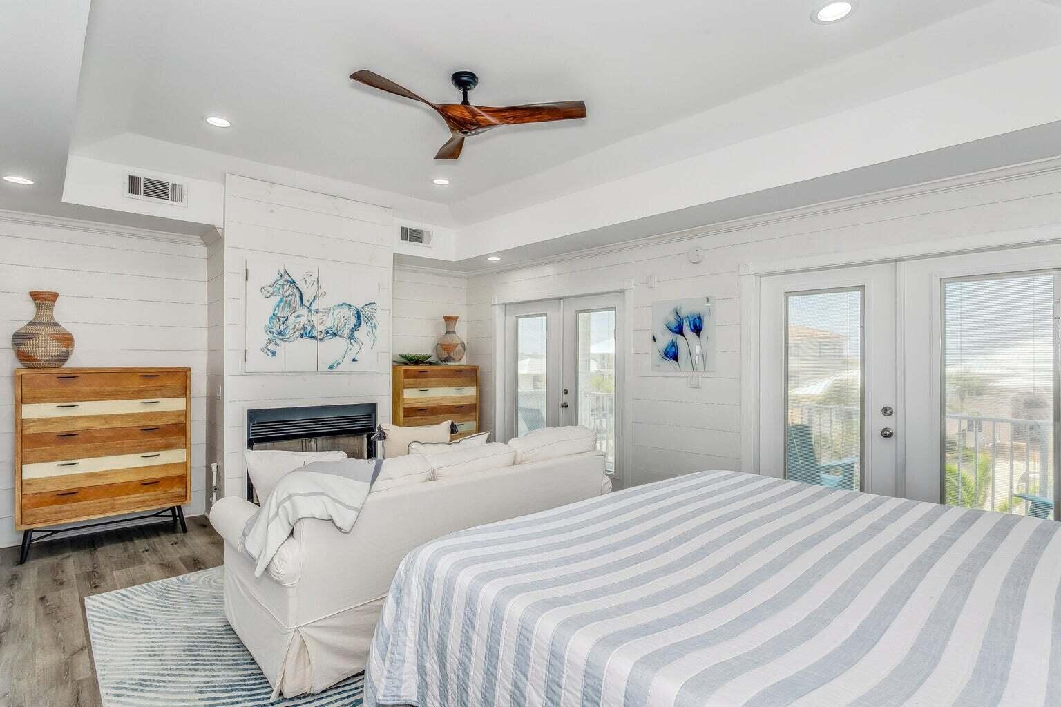 CRYSTAL BEACH - Residential