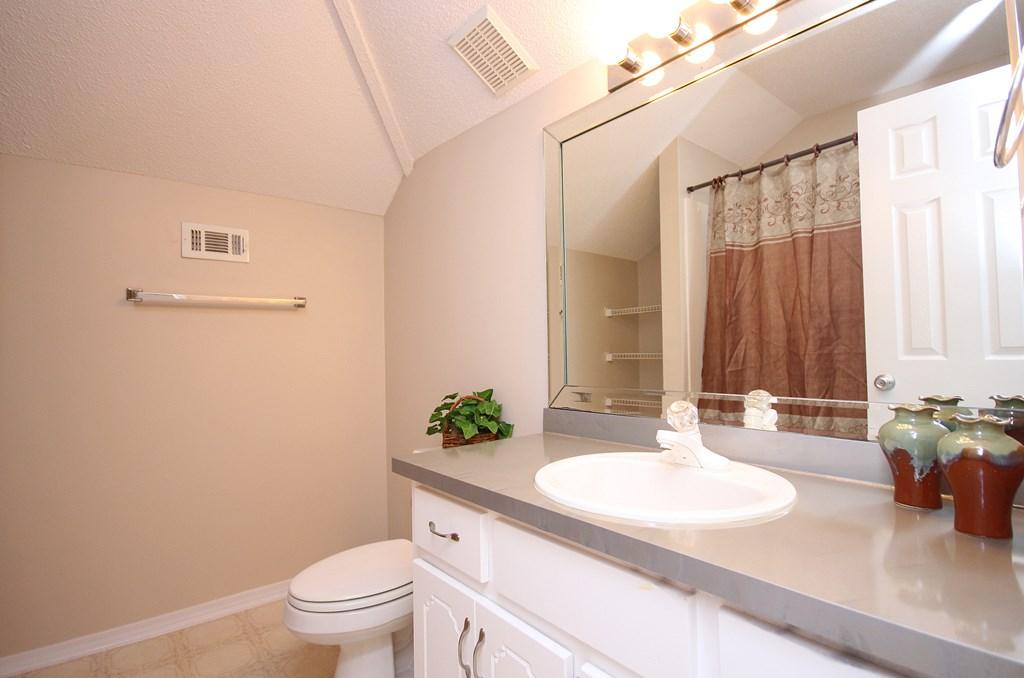 PARKWOOD COVE AT BLUEWATER BAY - Residential