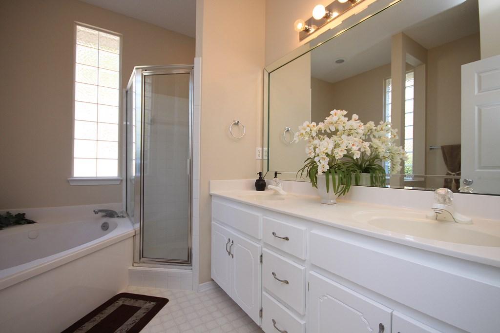 PARKWOOD COVE AT BLUEWATER BAY - Residential