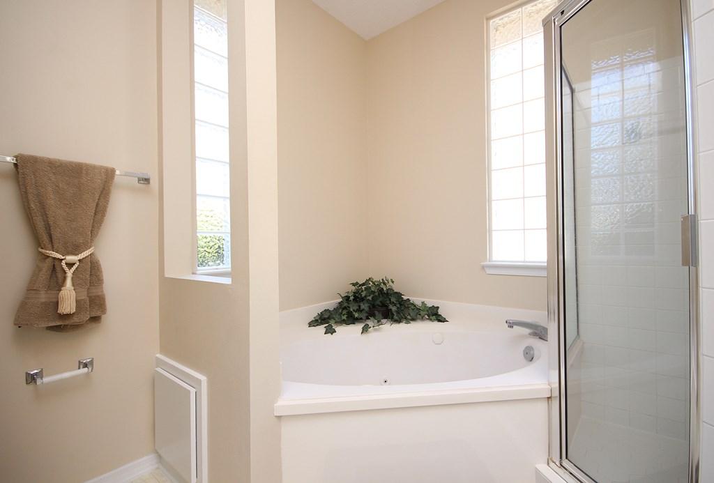 PARKWOOD COVE AT BLUEWATER BAY - Residential