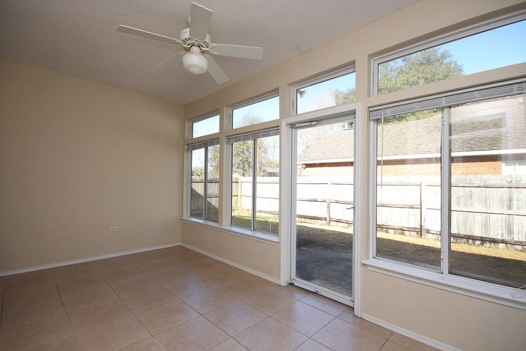 PARKWOOD COVE AT BLUEWATER BAY - Residential