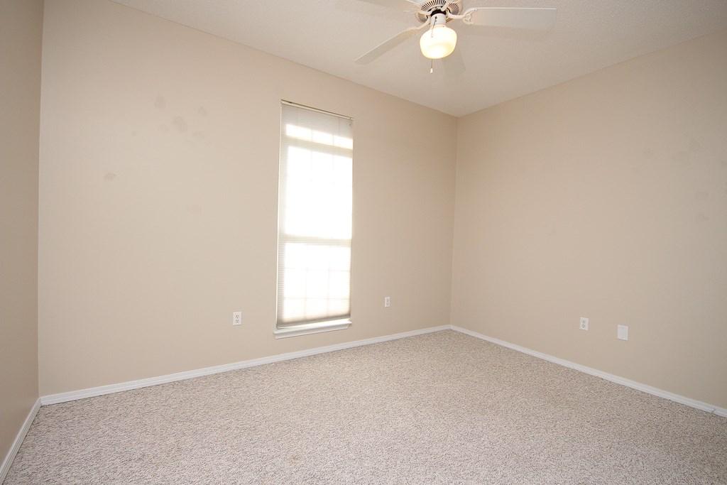 PARKWOOD COVE AT BLUEWATER BAY - Residential