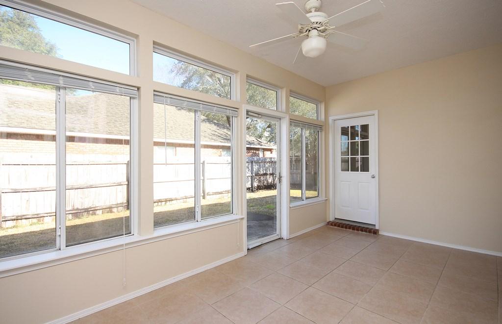 PARKWOOD COVE AT BLUEWATER BAY - Residential