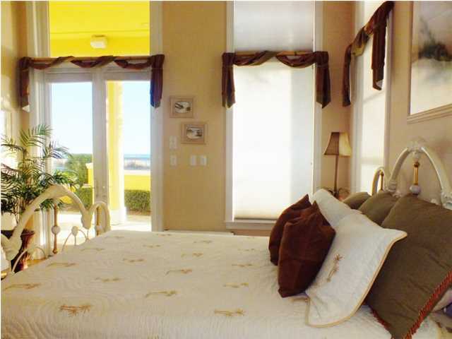 AVALON BEACH ESTATES - Residential