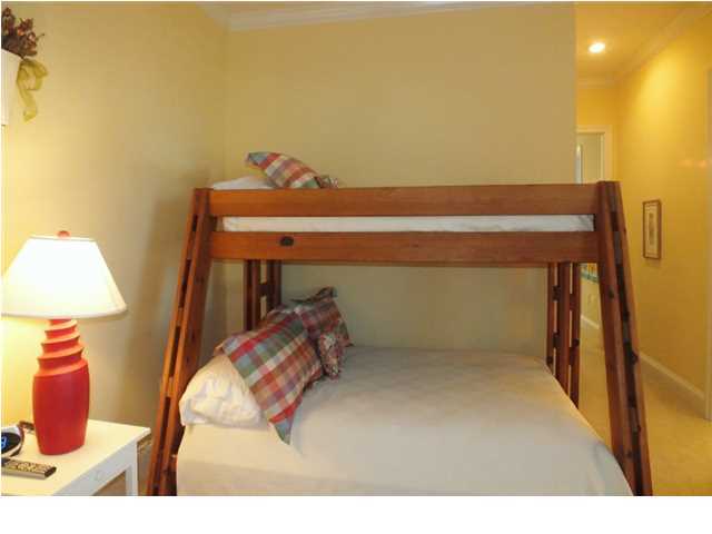 AVALON BEACH ESTATES - Residential