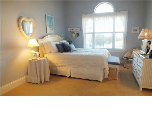 AVALON BEACH ESTATES - Residential