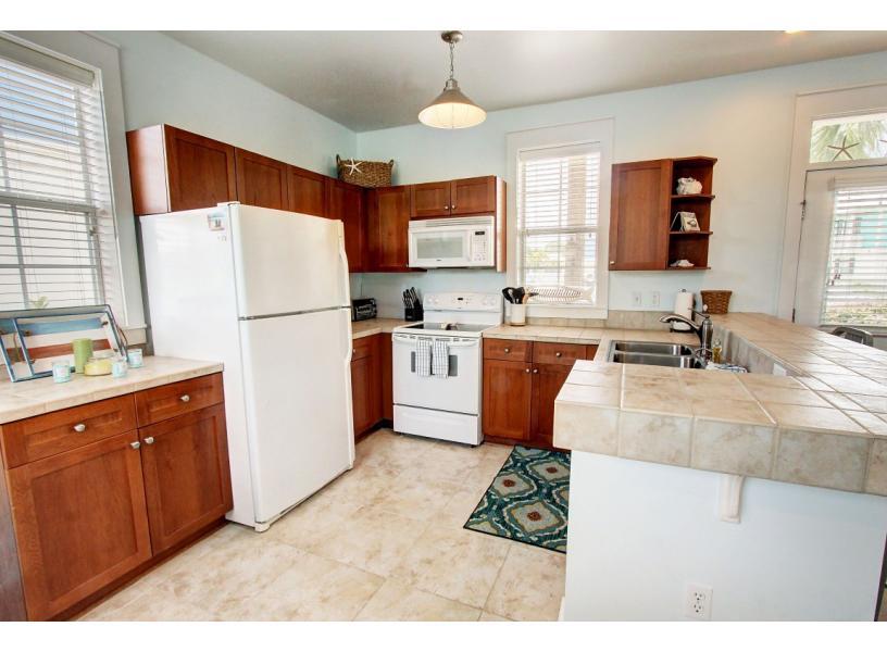 BUNGALOWS AT SEAGROVE BEACH - Residential