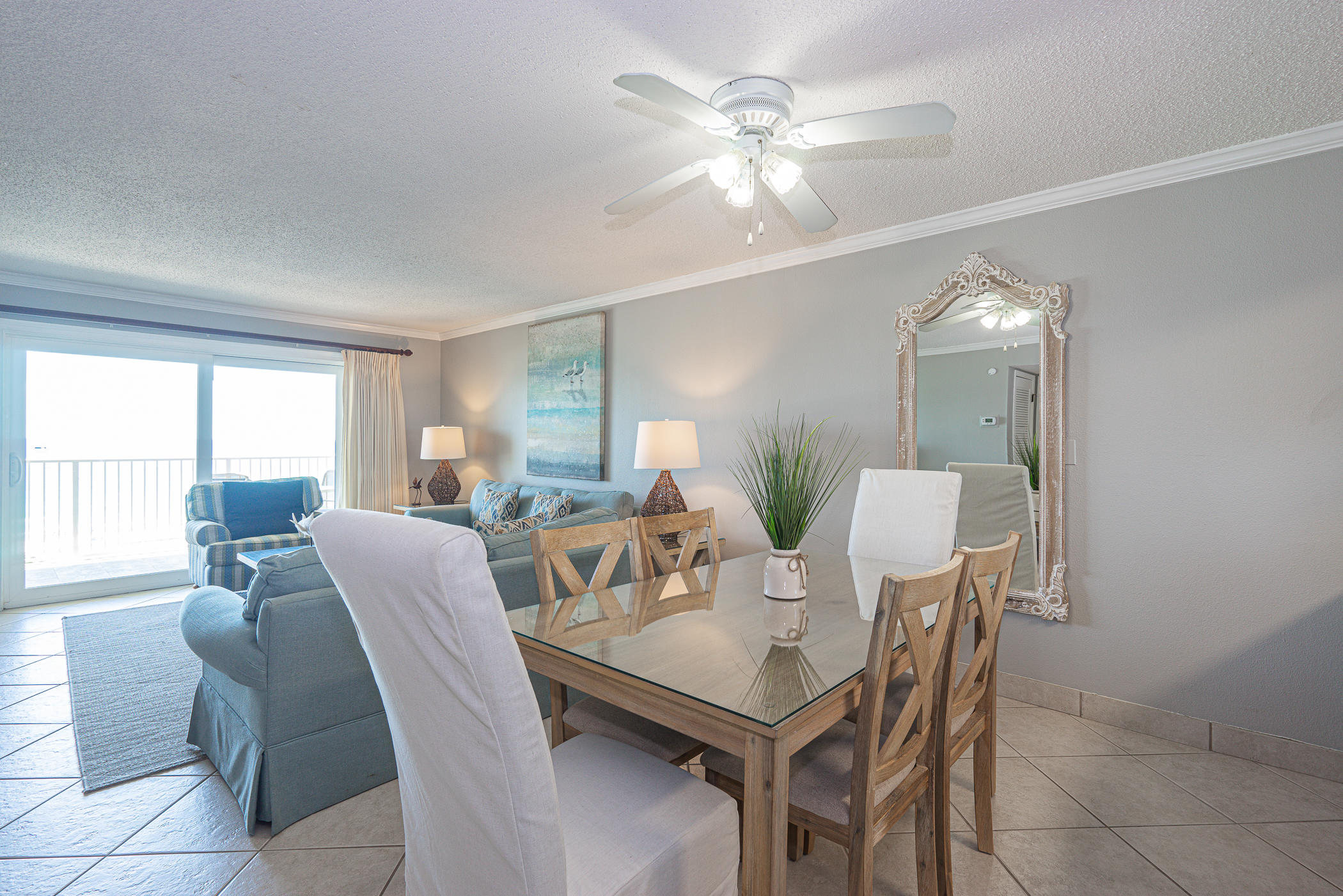 ISLANDER CONDO - Residential