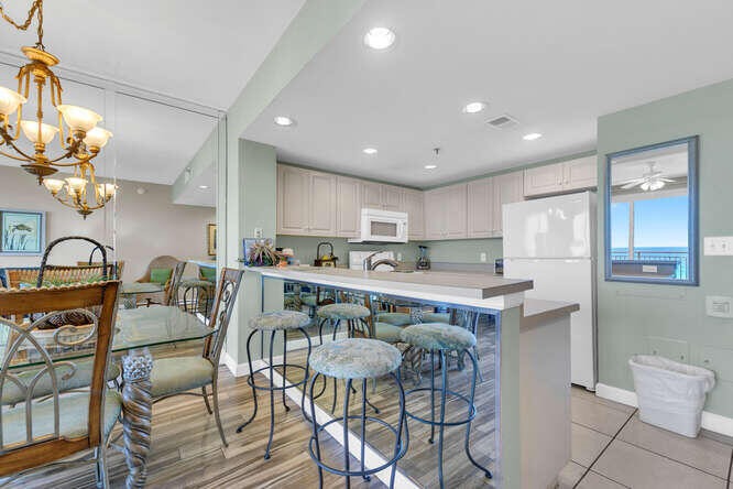 STERLING SHORES - Residential