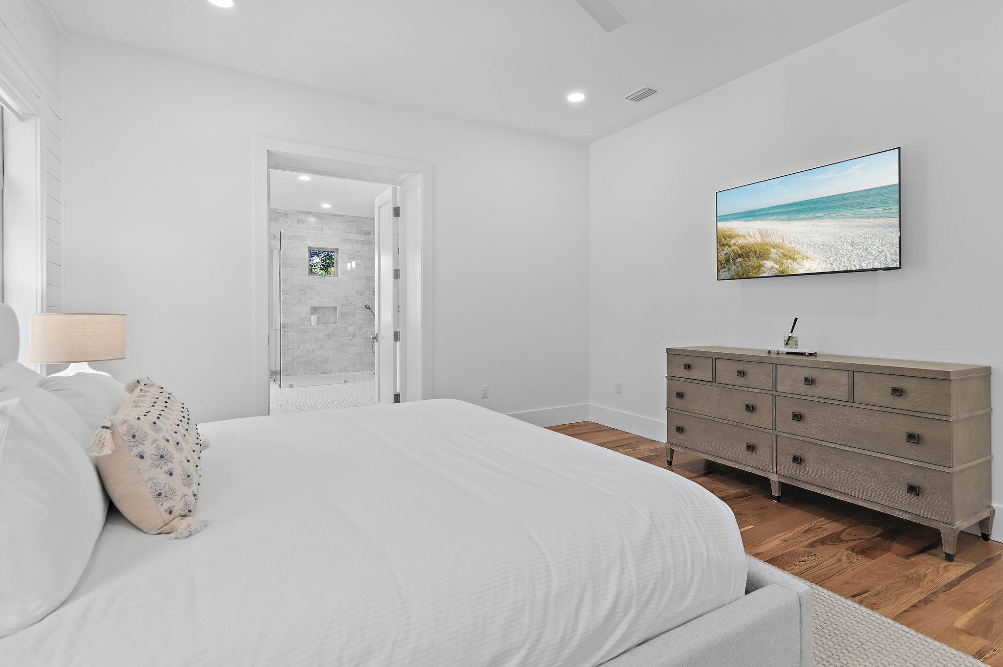 SEAGROVE SHORES 4TH ADD - Residential