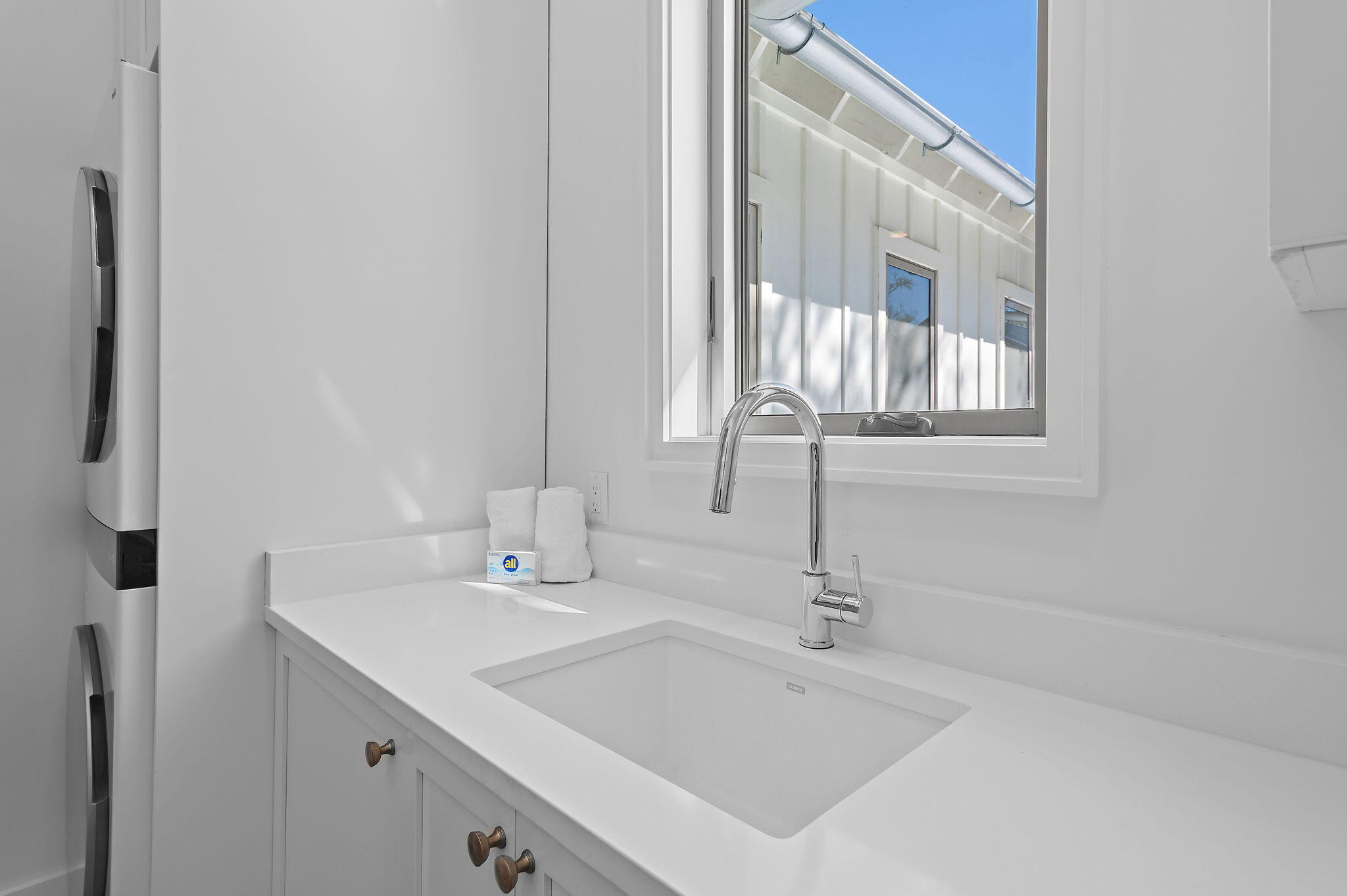 SEAGROVE SHORES 4TH ADD - Residential