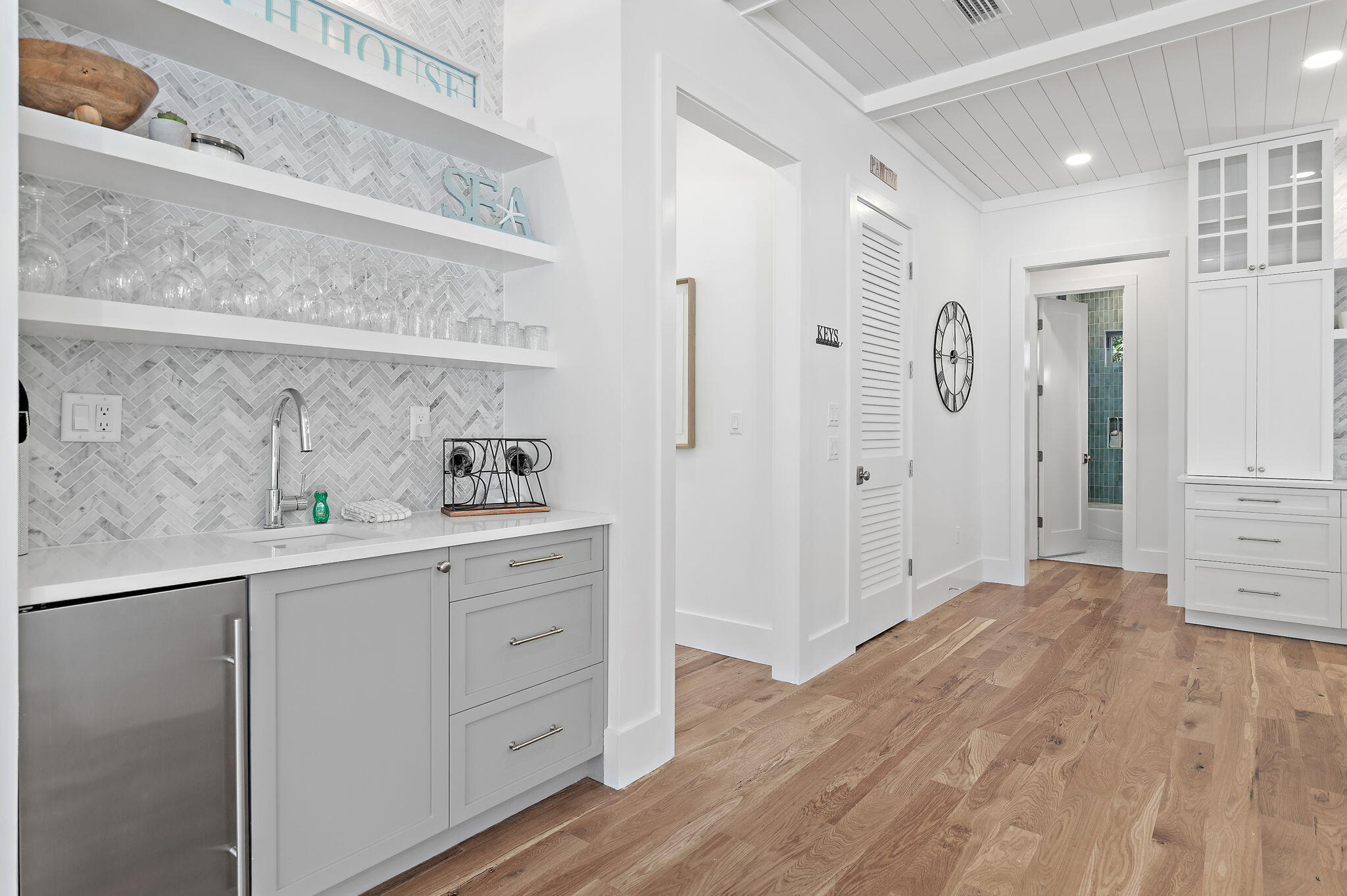 SEAGROVE SHORES 4TH ADD - Residential