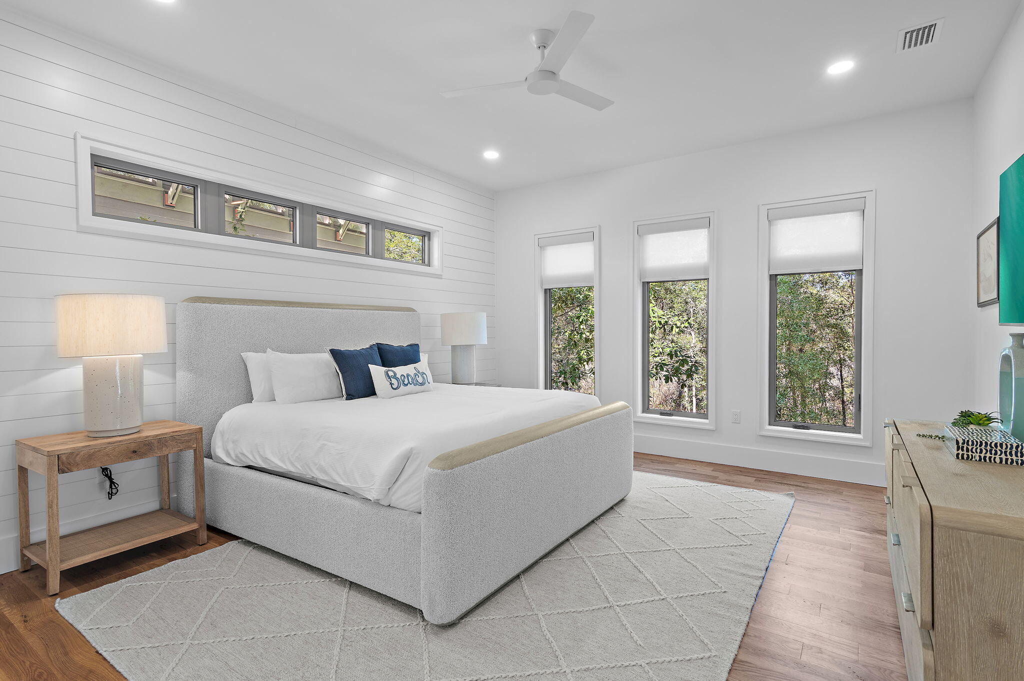 SEAGROVE SHORES 4TH ADD - Residential