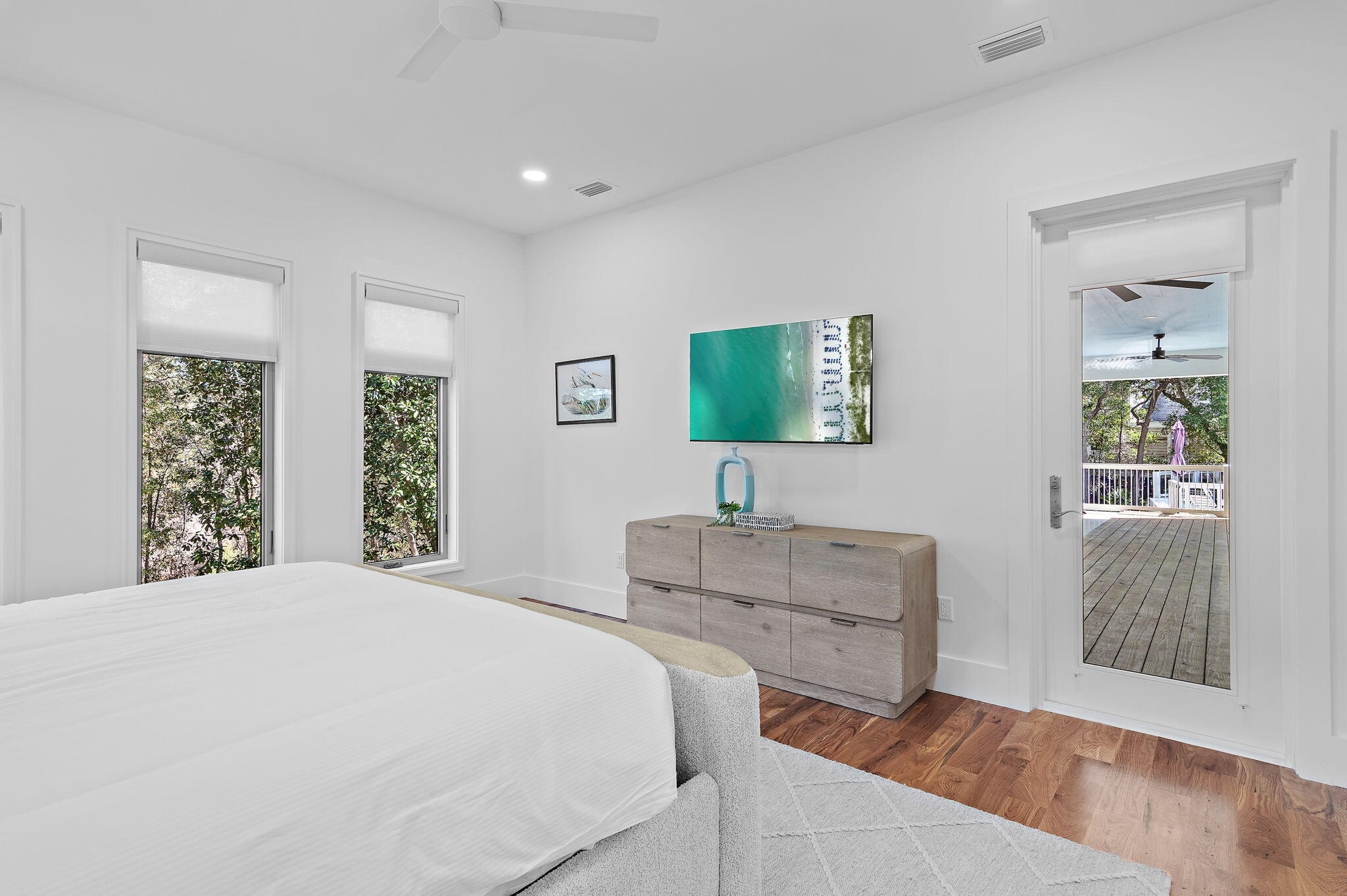 SEAGROVE SHORES 4TH ADD - Residential