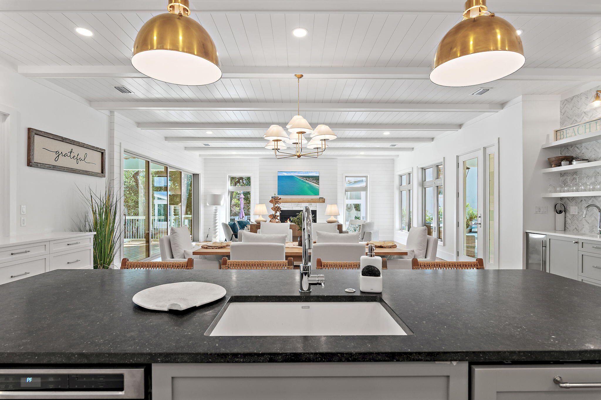 SEAGROVE SHORES 4TH ADD - Residential