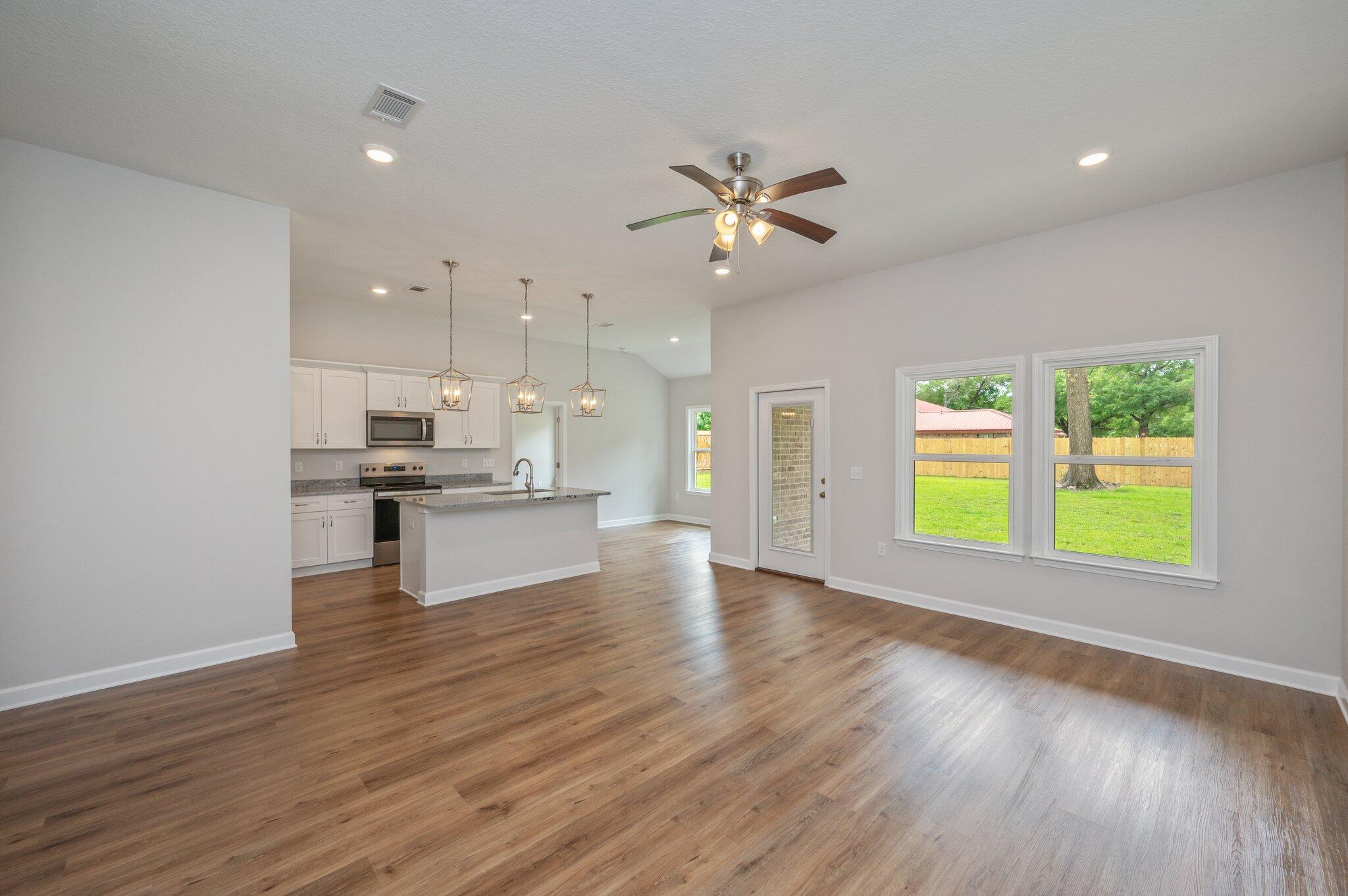 LAKEWOOD S/D - Residential