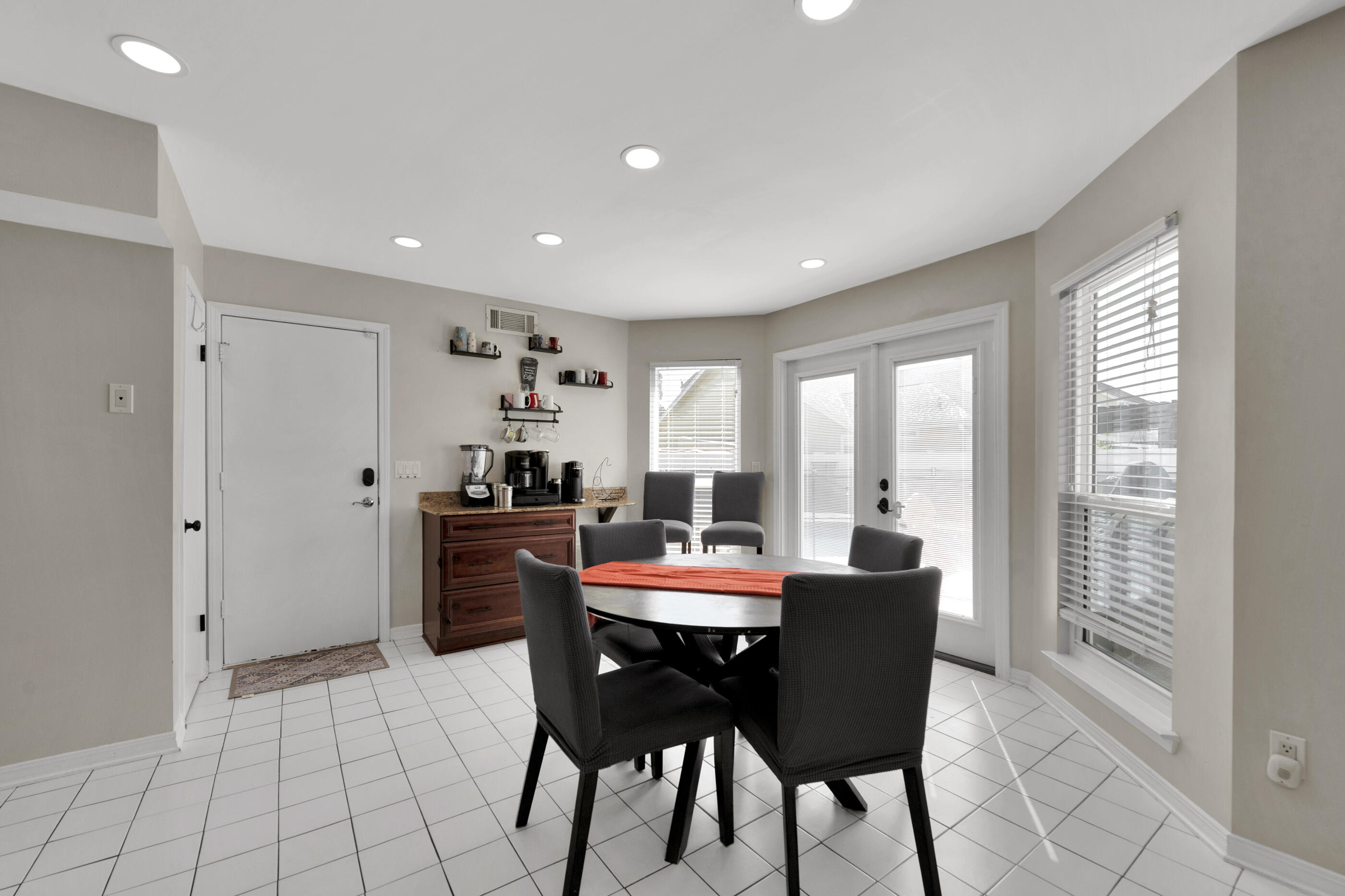 SANDY RIDGE ESTATES - Residential