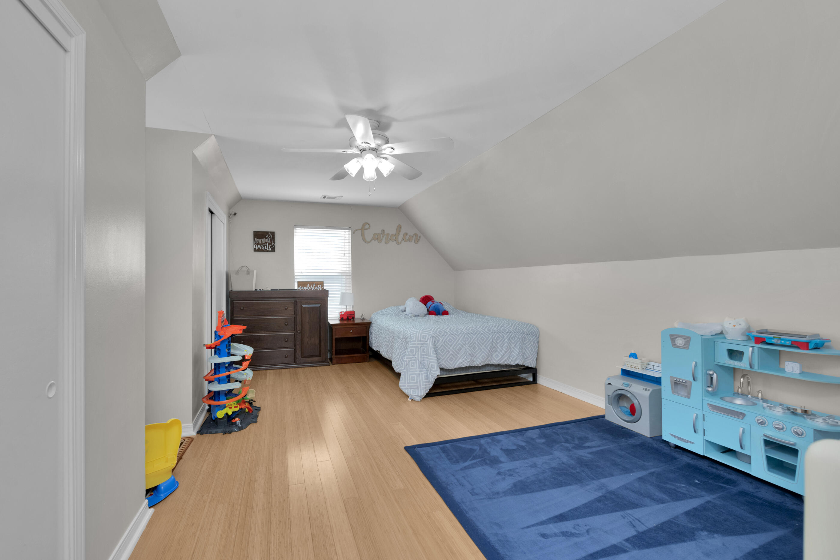 SANDY RIDGE ESTATES - Residential