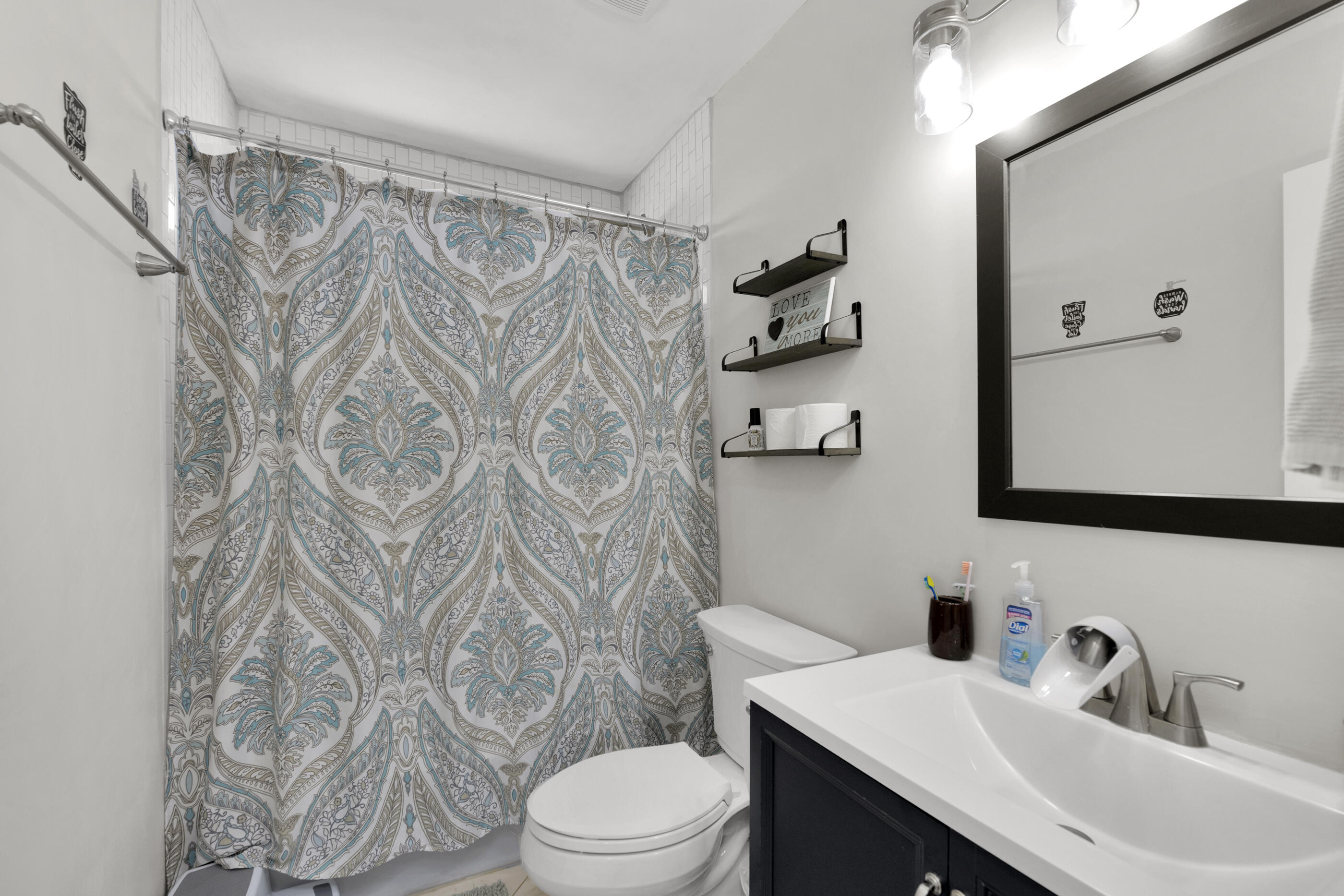 SANDY RIDGE ESTATES - Residential