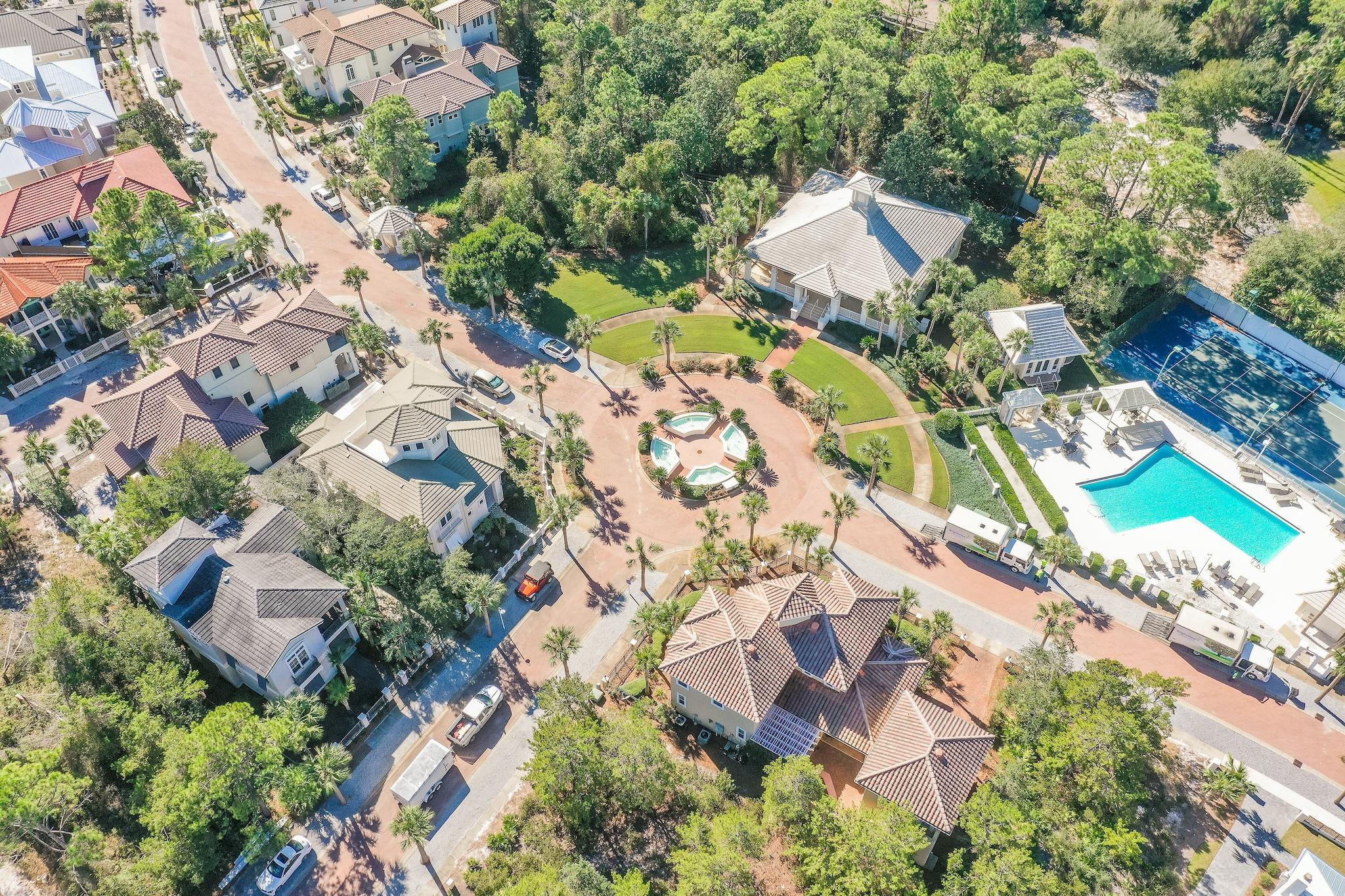 VILLAGE OF WHITE CLIFFS THE - Residential