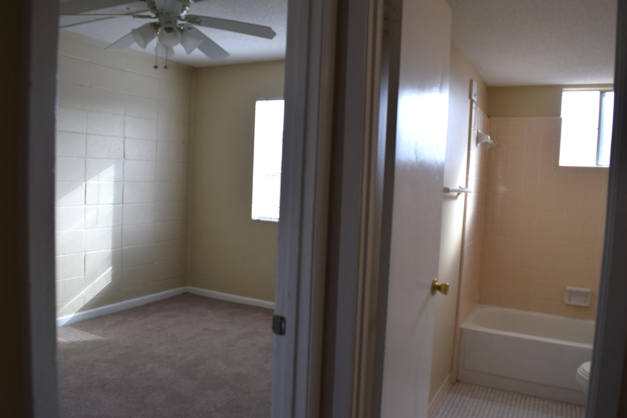 BREAKERS WEST - Residential