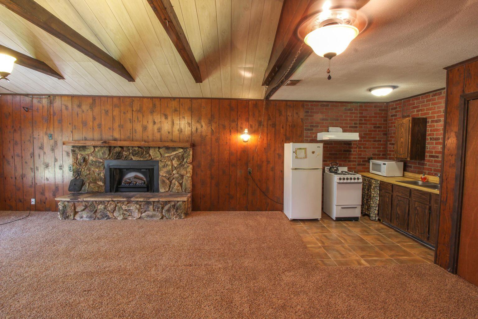 SPRINGDALE - Residential