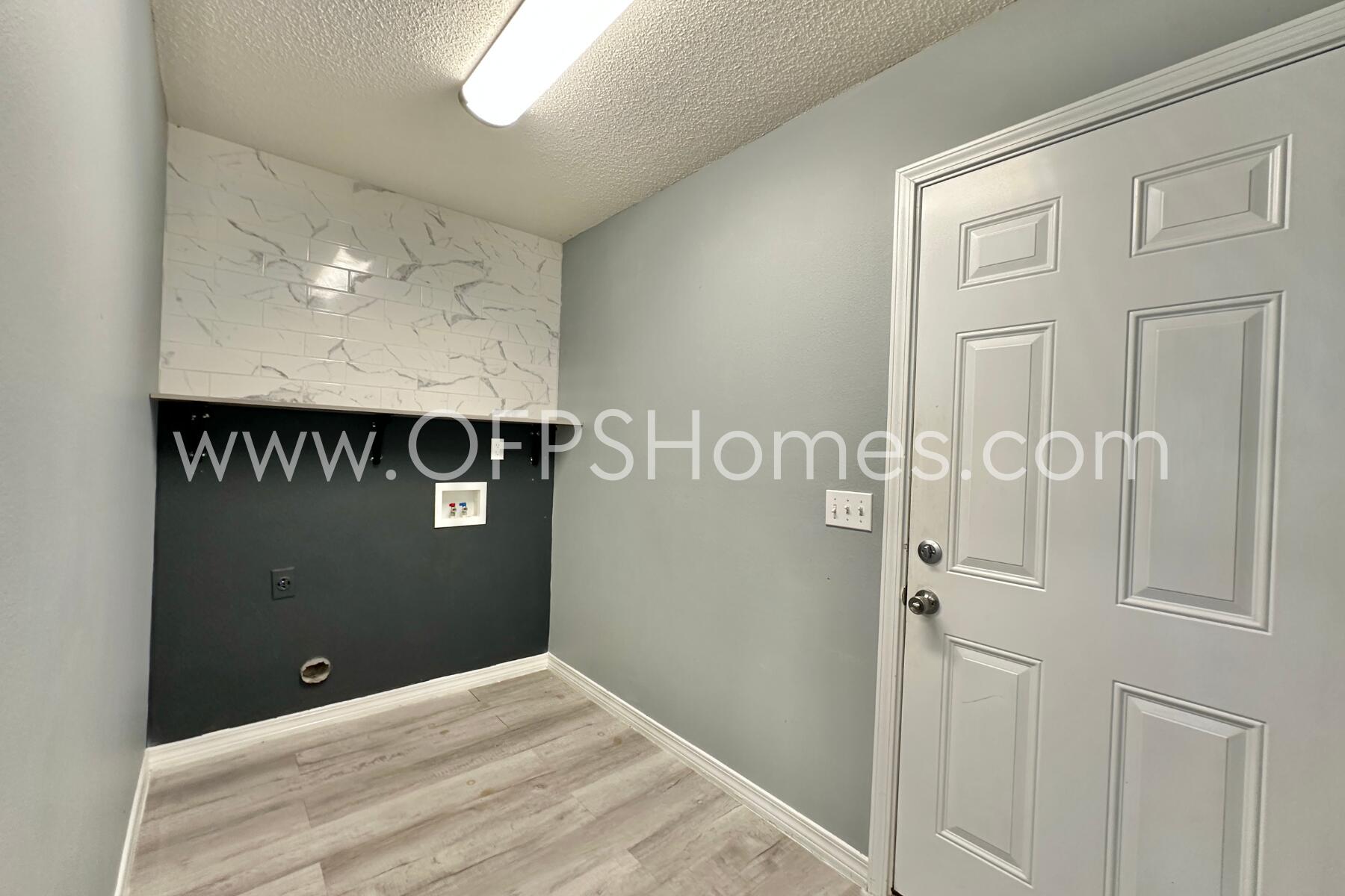 IRON GATE S/D PH I - Residential Lease