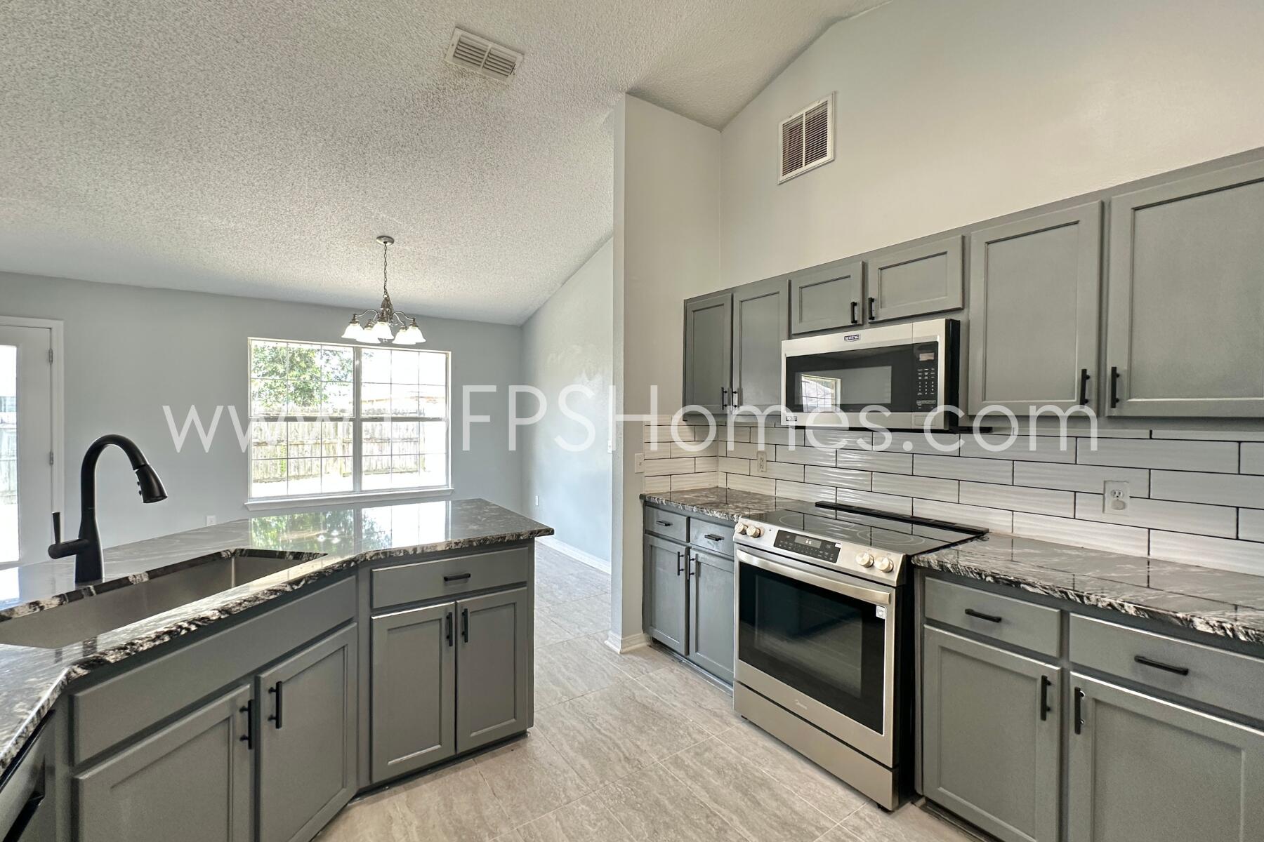 IRON GATE S/D PH I - Residential Lease